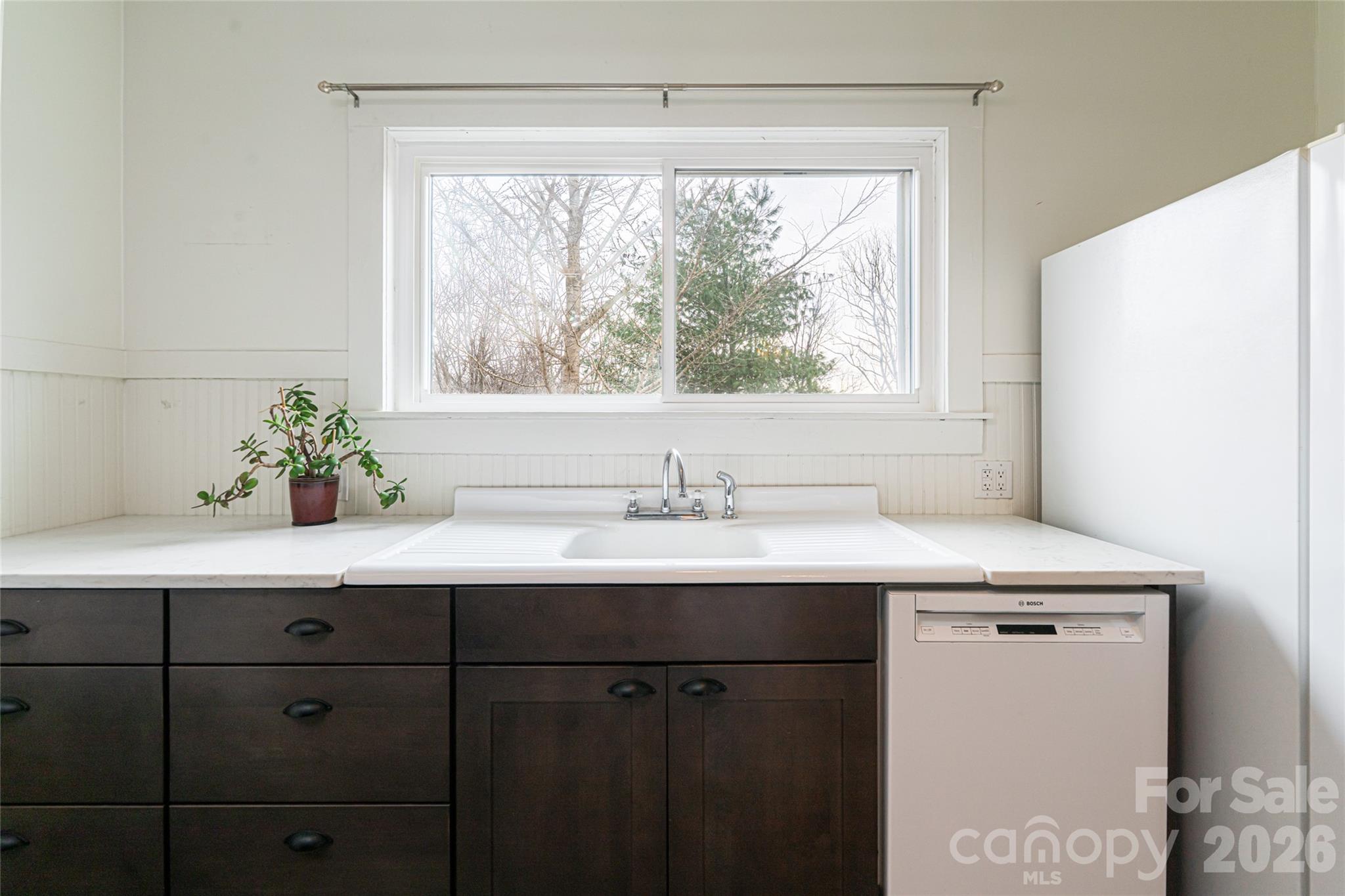 40 Jonestown Road — Asheville