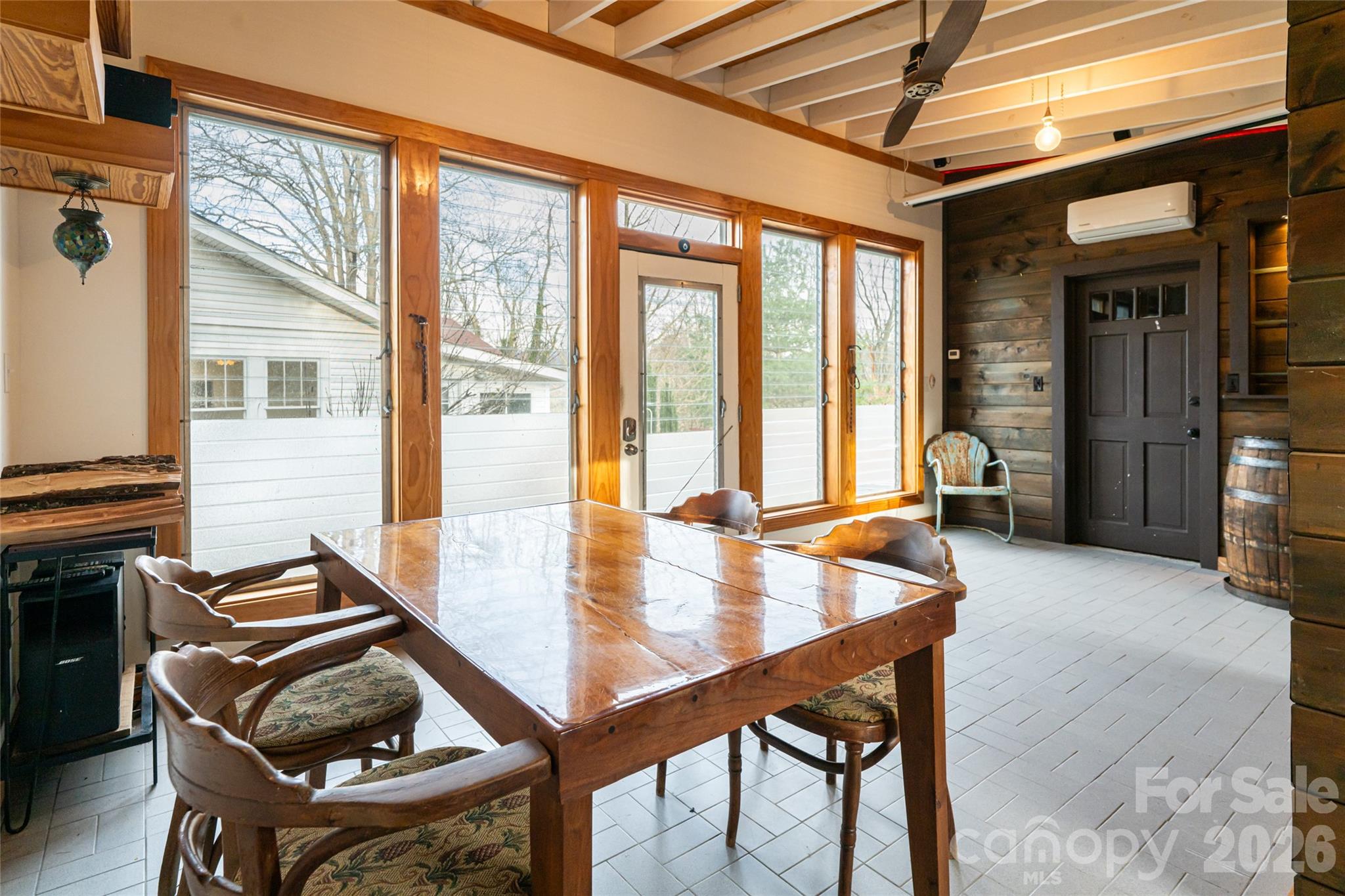 40 Jonestown Road — Asheville
