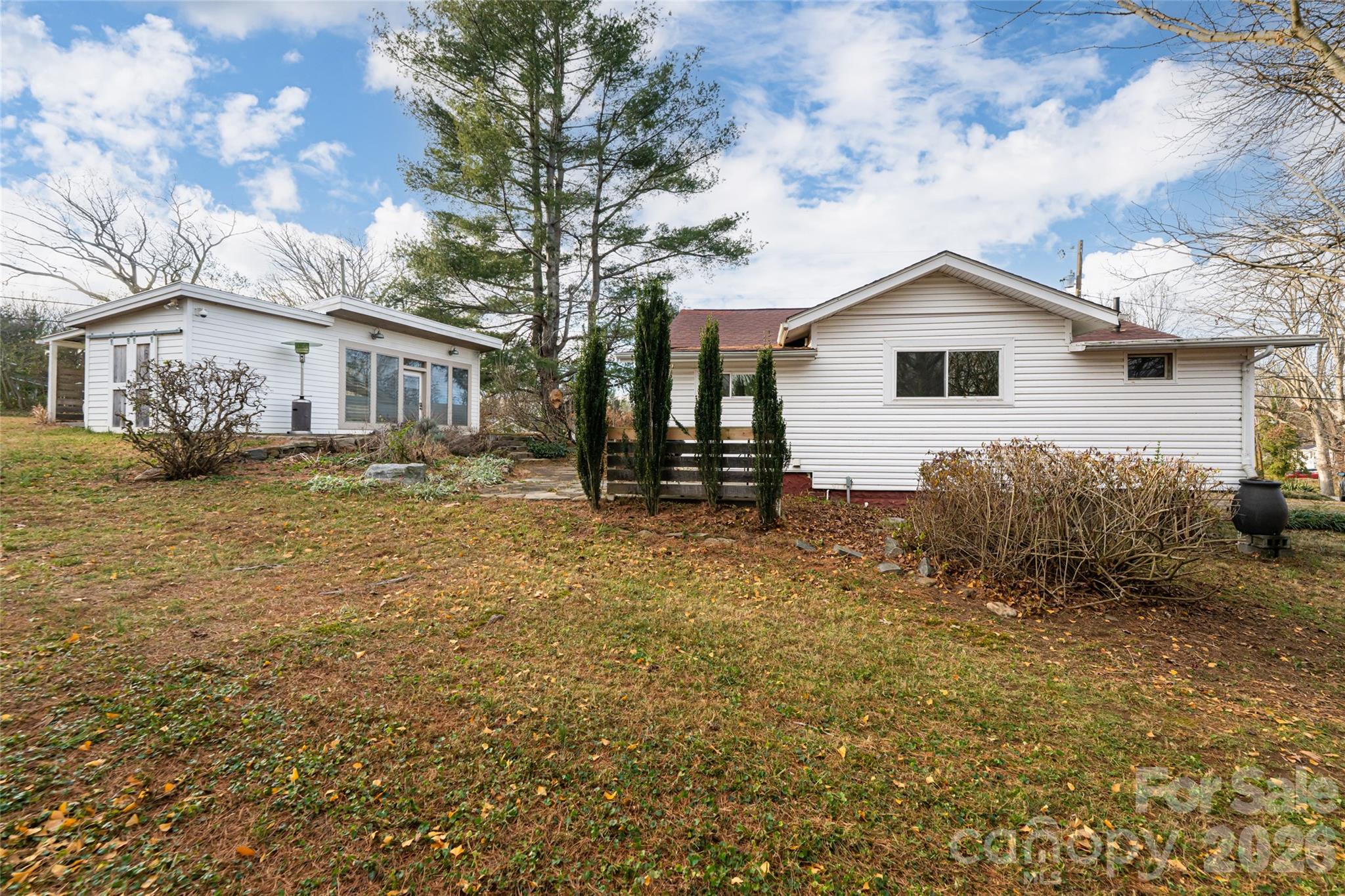 40 Jonestown Road — Asheville