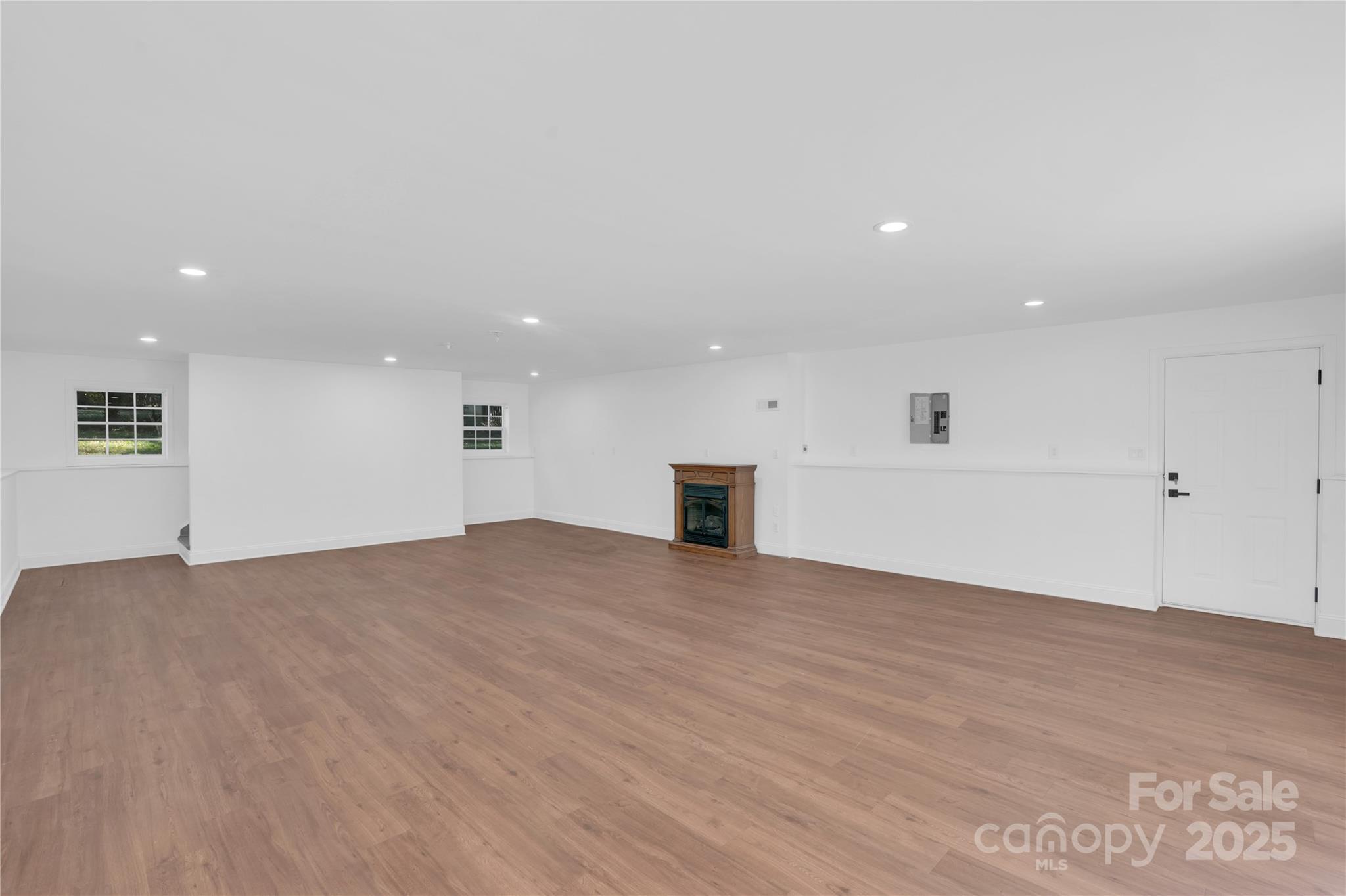 3301 Archdale Drive — Charlotte