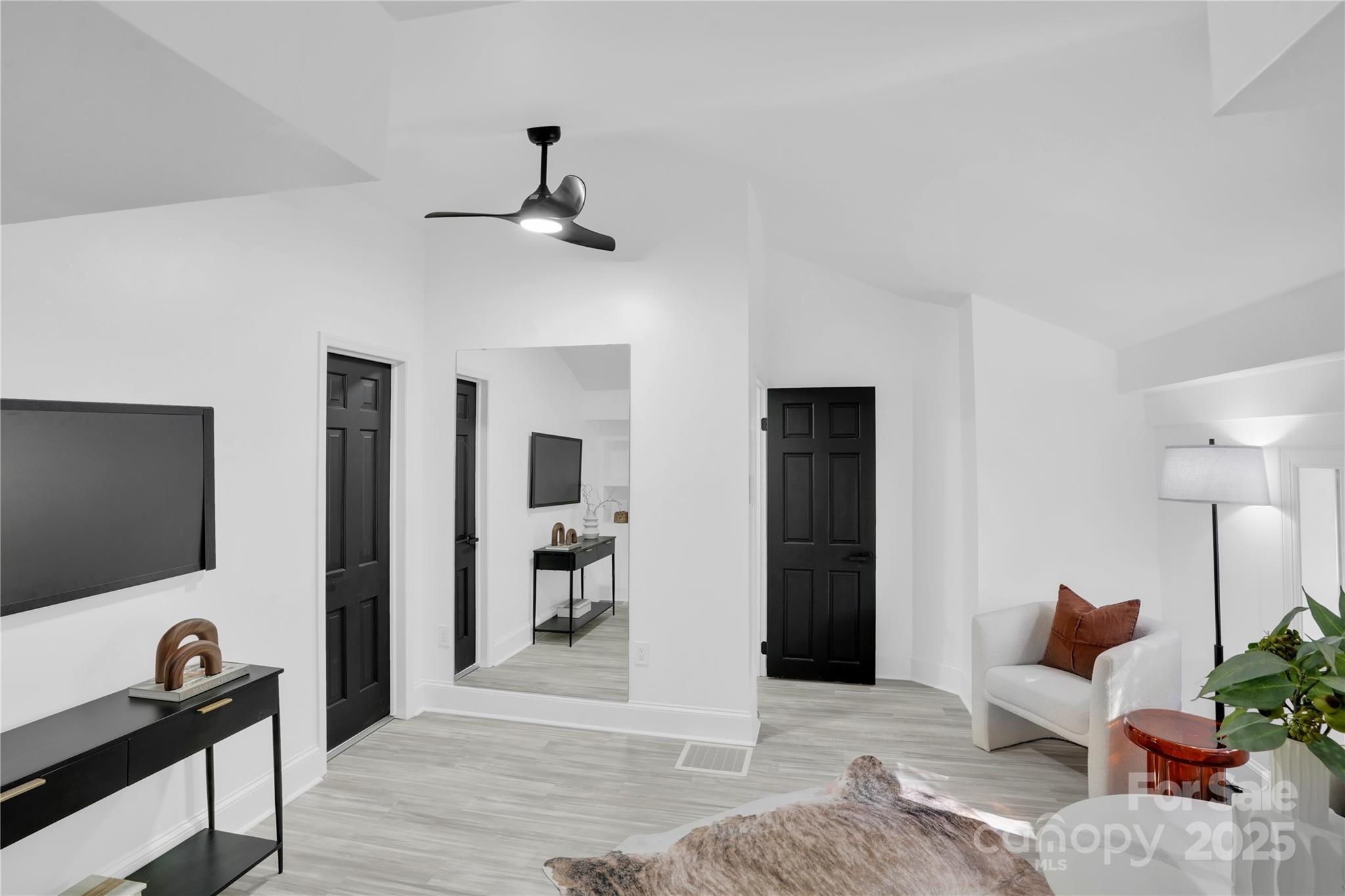 3301 Archdale Drive — Charlotte