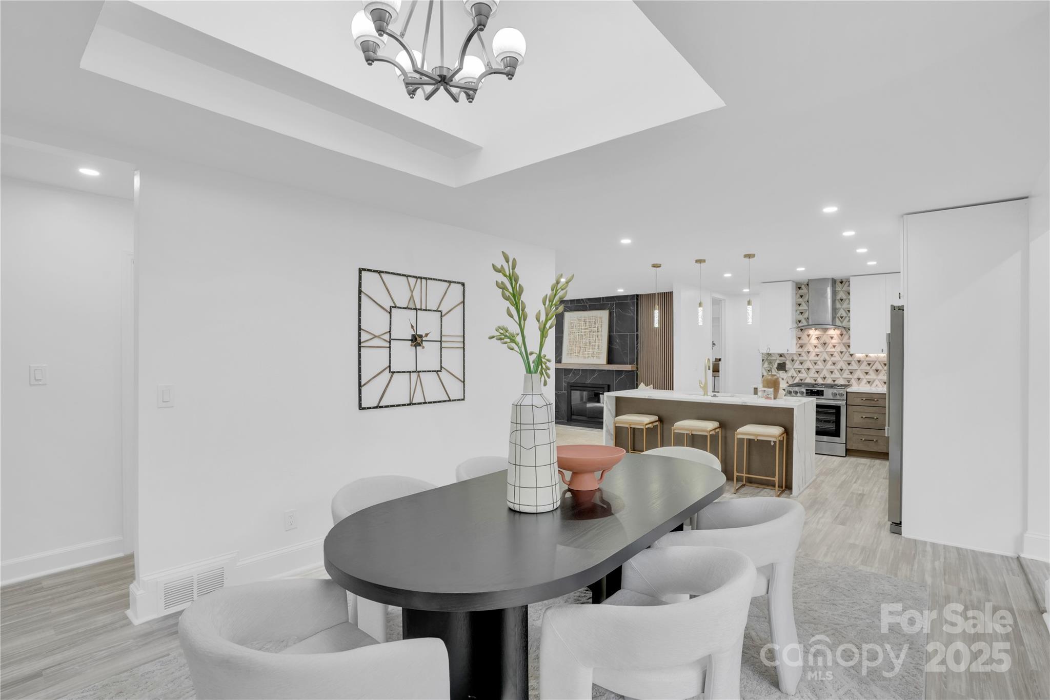 3301 Archdale Drive — Charlotte