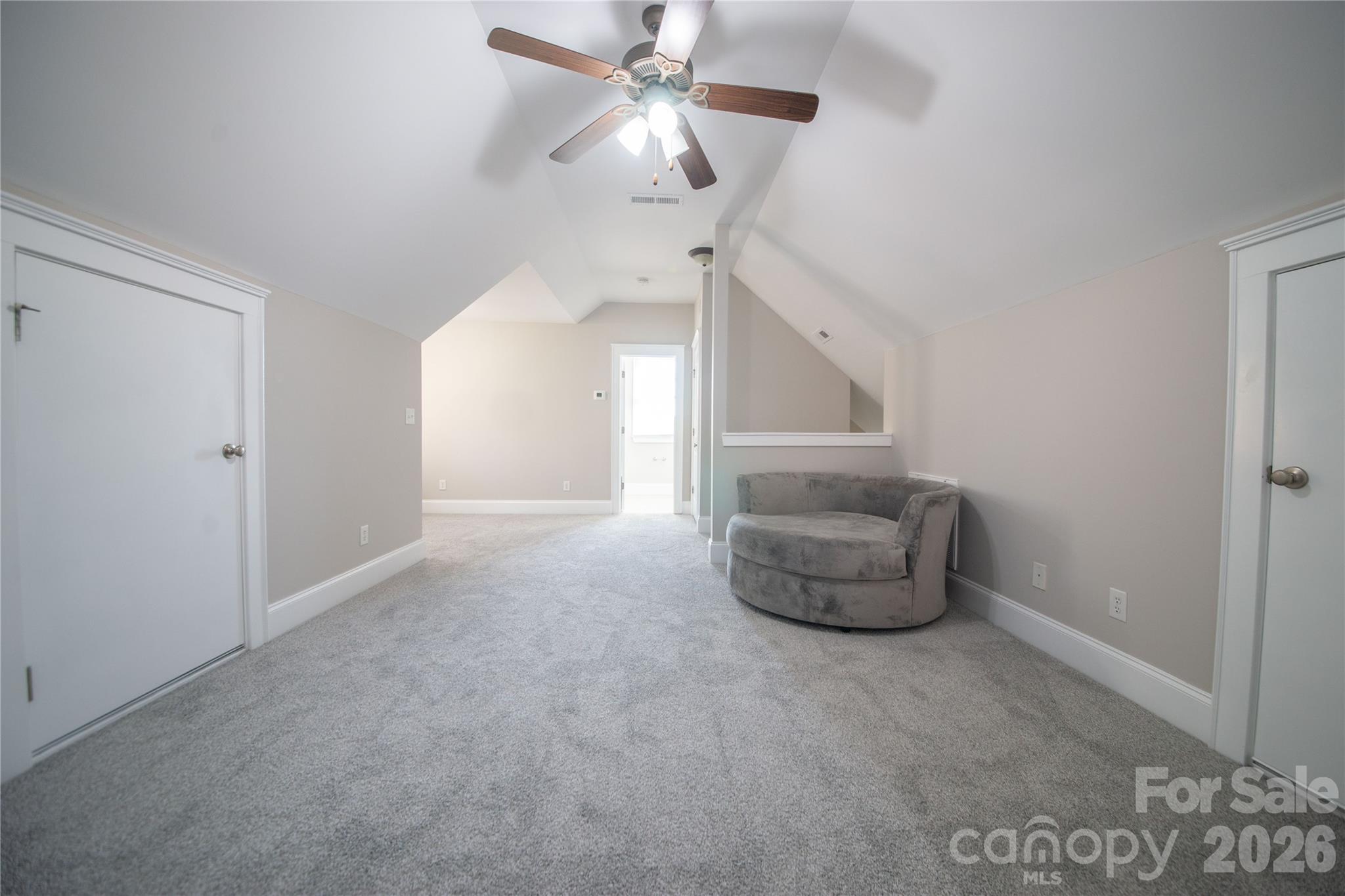 521 Lees Court Street — Charlotte