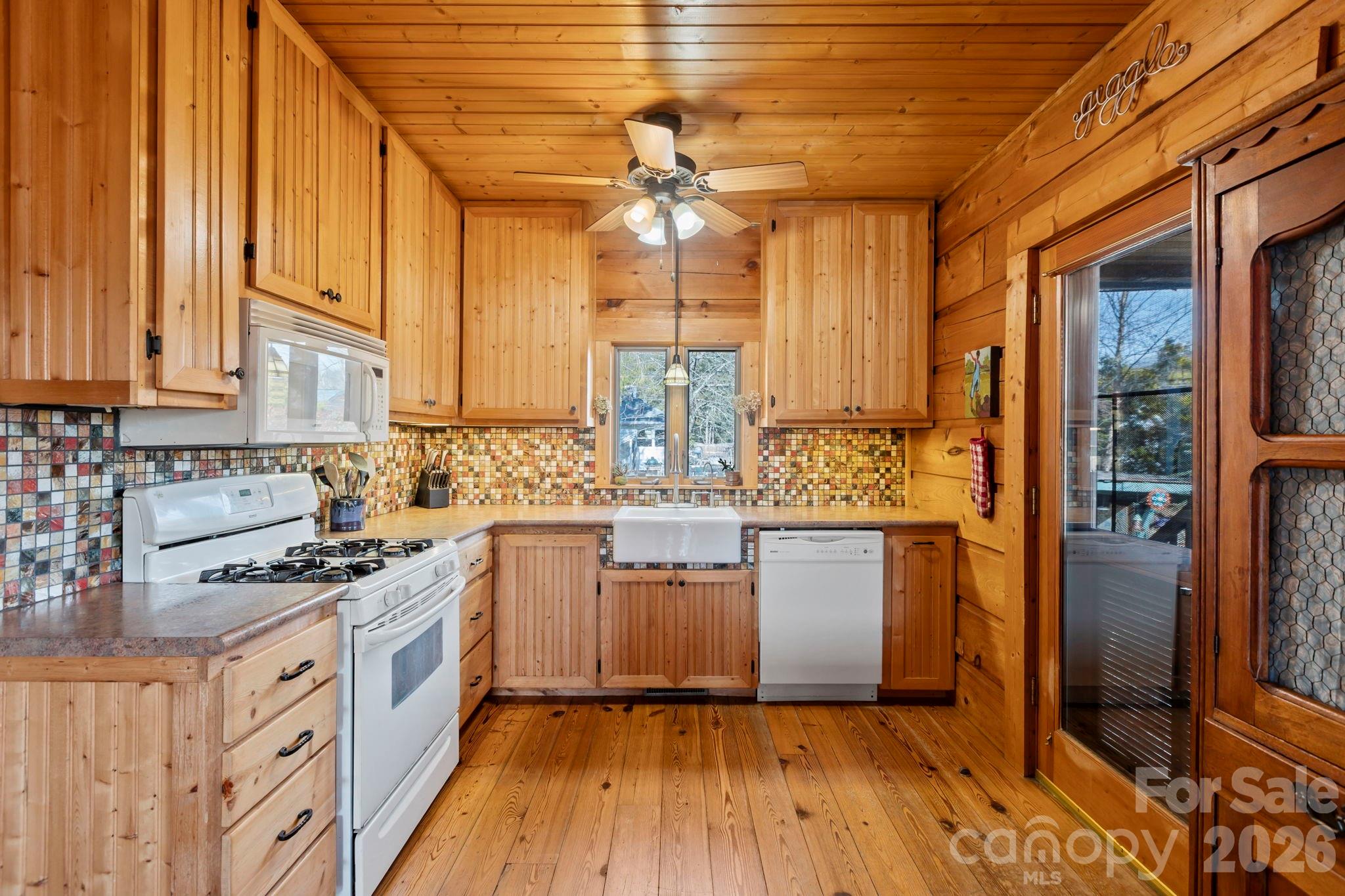 104 Enthoffer Street — Black Mountain