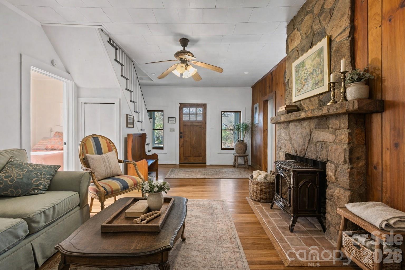 104 Enthoffer Street — Black Mountain