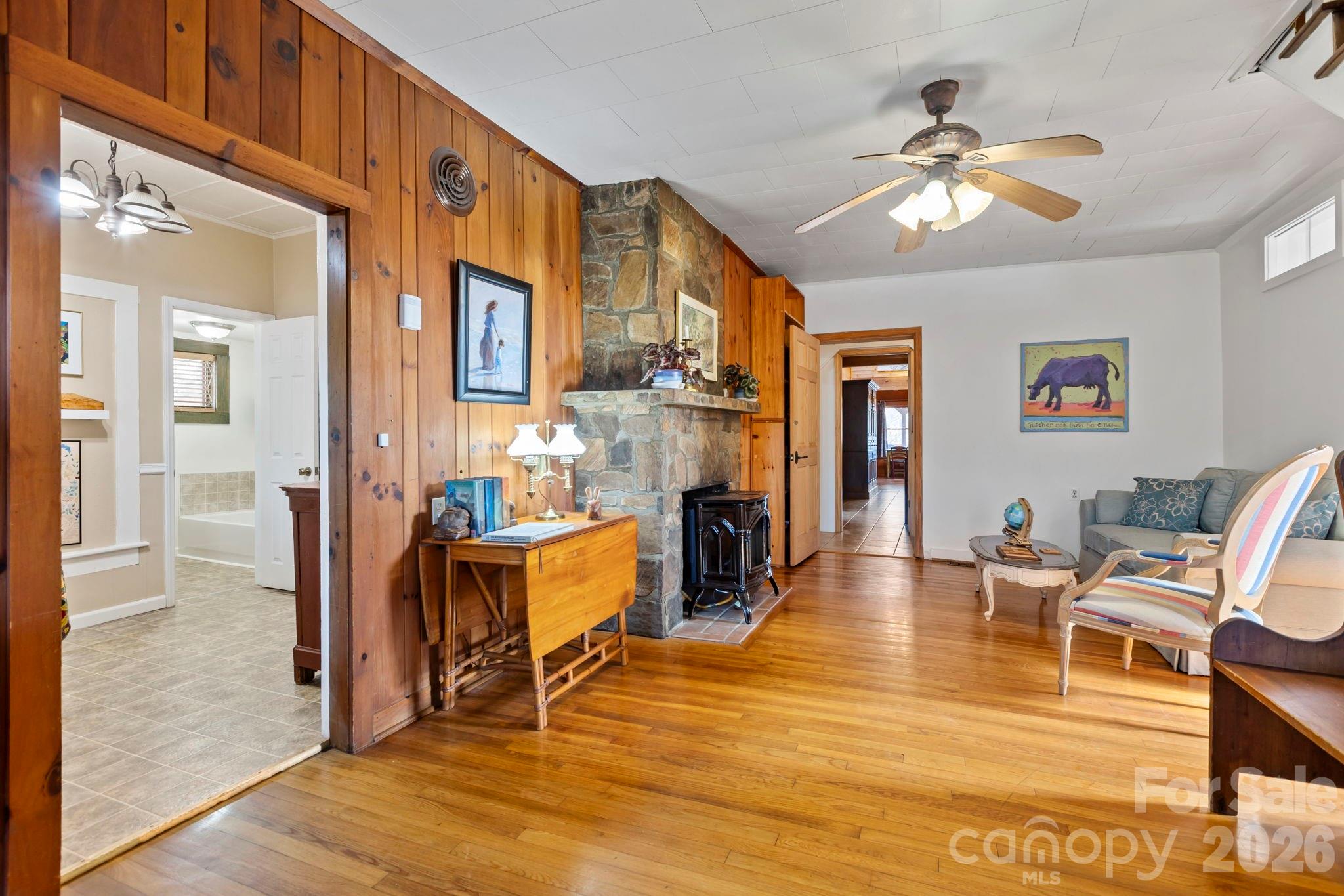 104 Enthoffer Street — Black Mountain