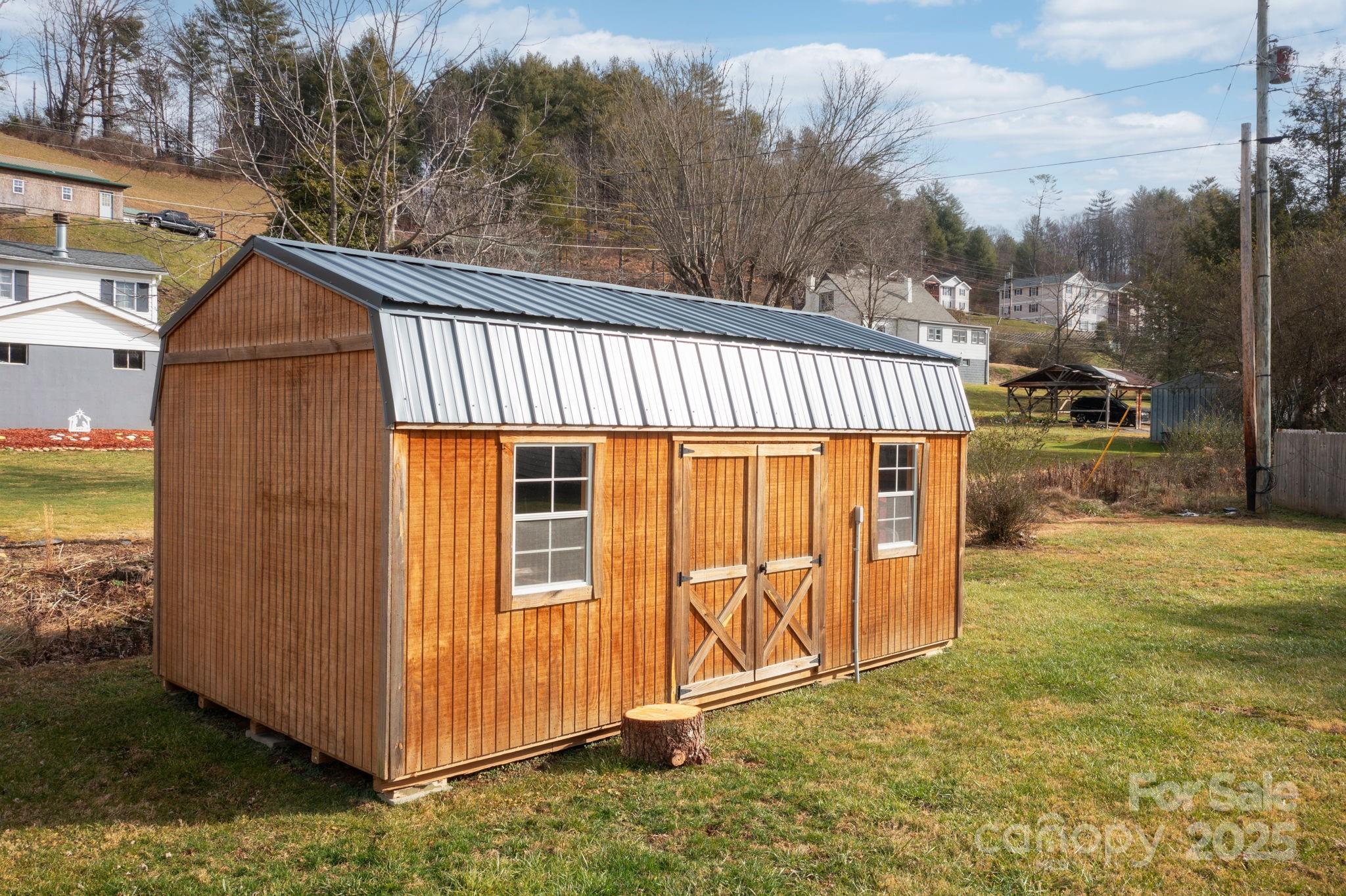 43 Henline Lane — Bakersville