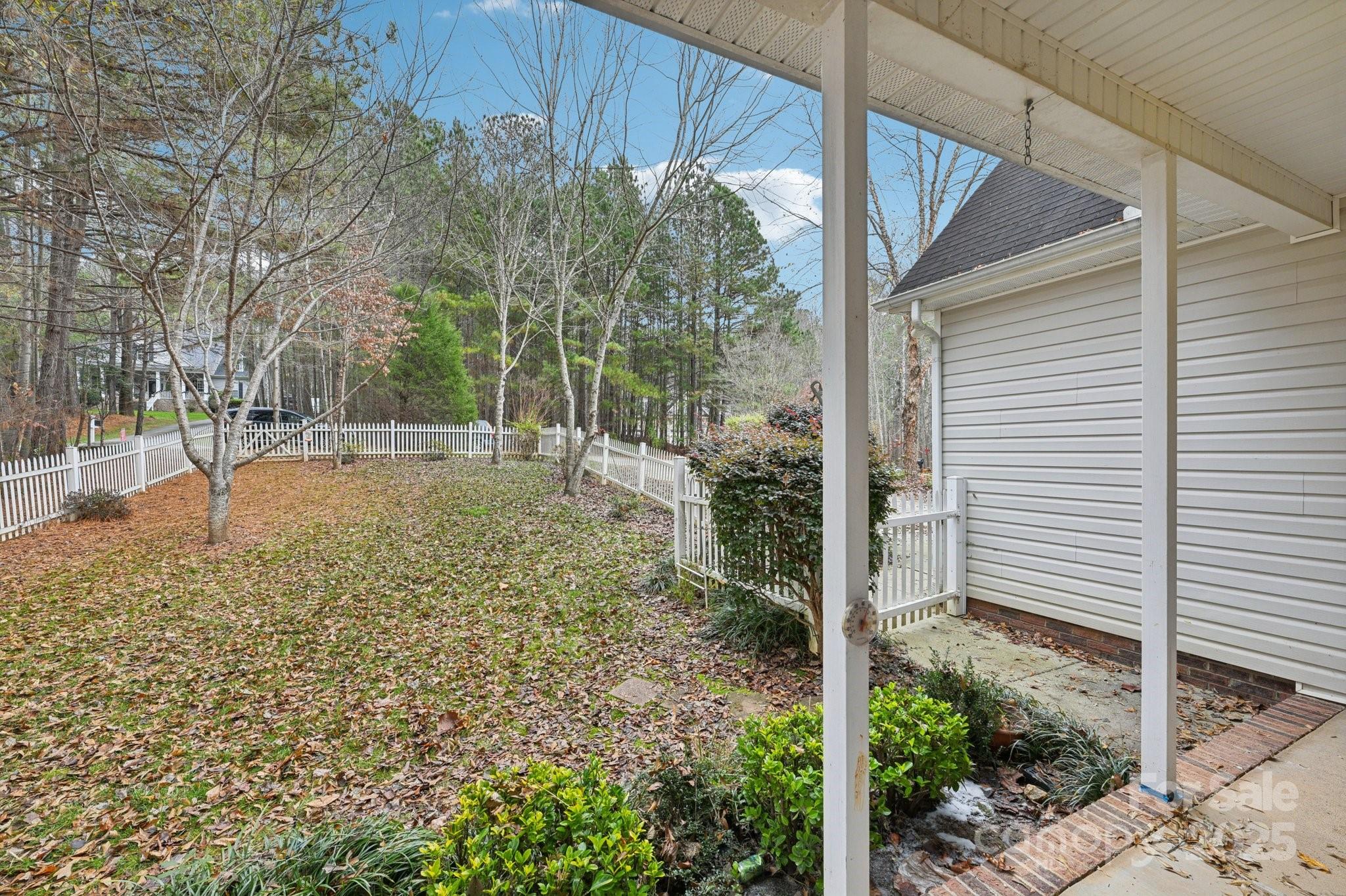3543 Lake Bluff Drive — Sherrills Ford