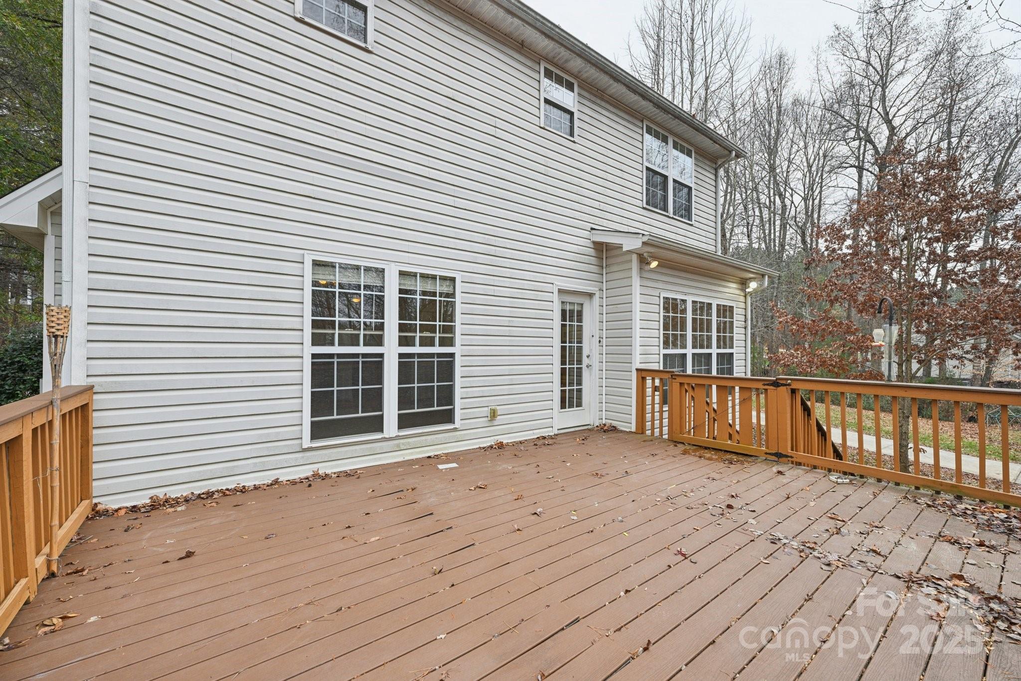 3543 Lake Bluff Drive — Sherrills Ford