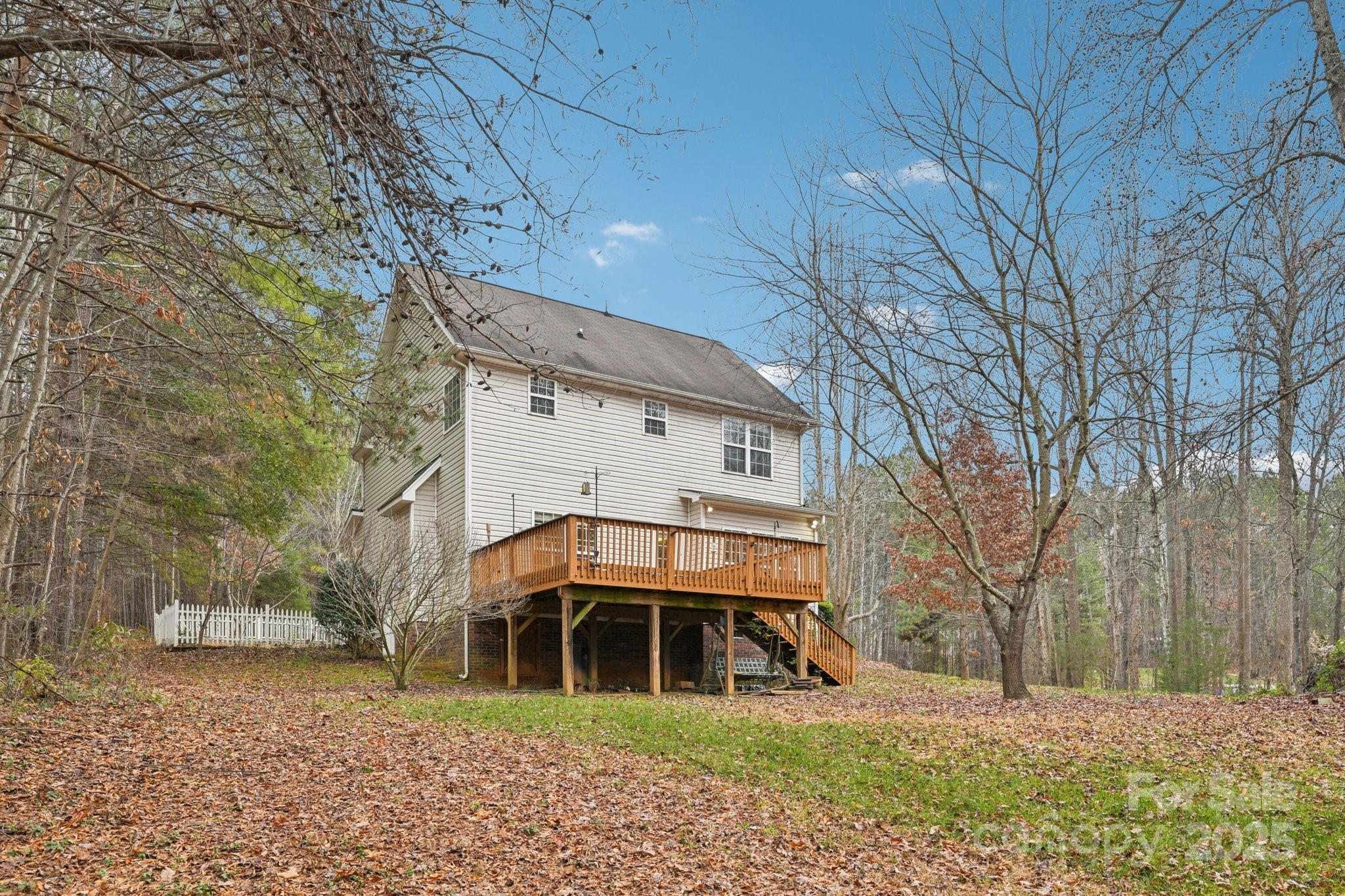 3543 Lake Bluff Drive — Sherrills Ford