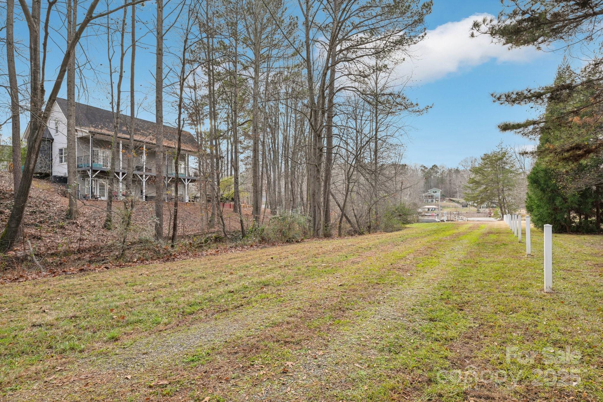 3543 Lake Bluff Drive — Sherrills Ford
