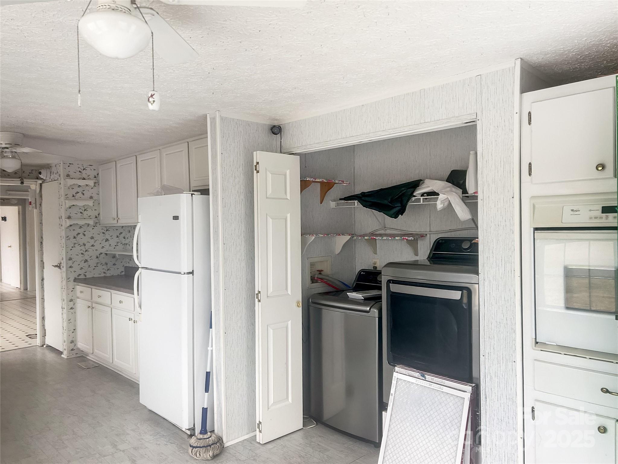 205 W Haywood Lane — Mount Gilead