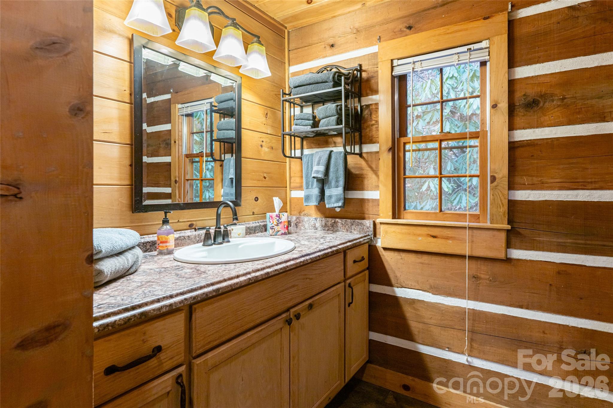 16 Rocky Glen Trail — Black Mountain