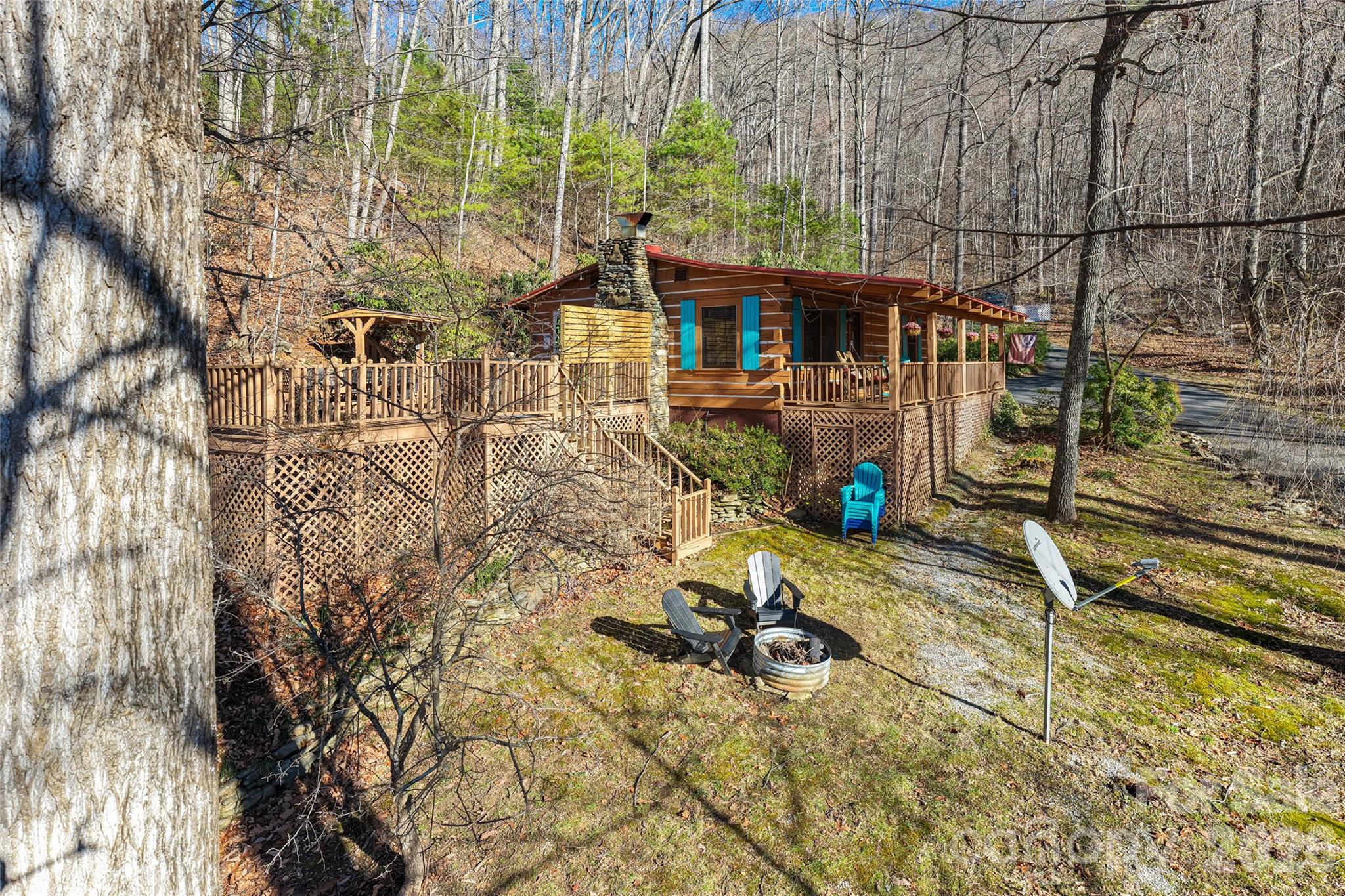 16 Rocky Glen Trail — Black Mountain