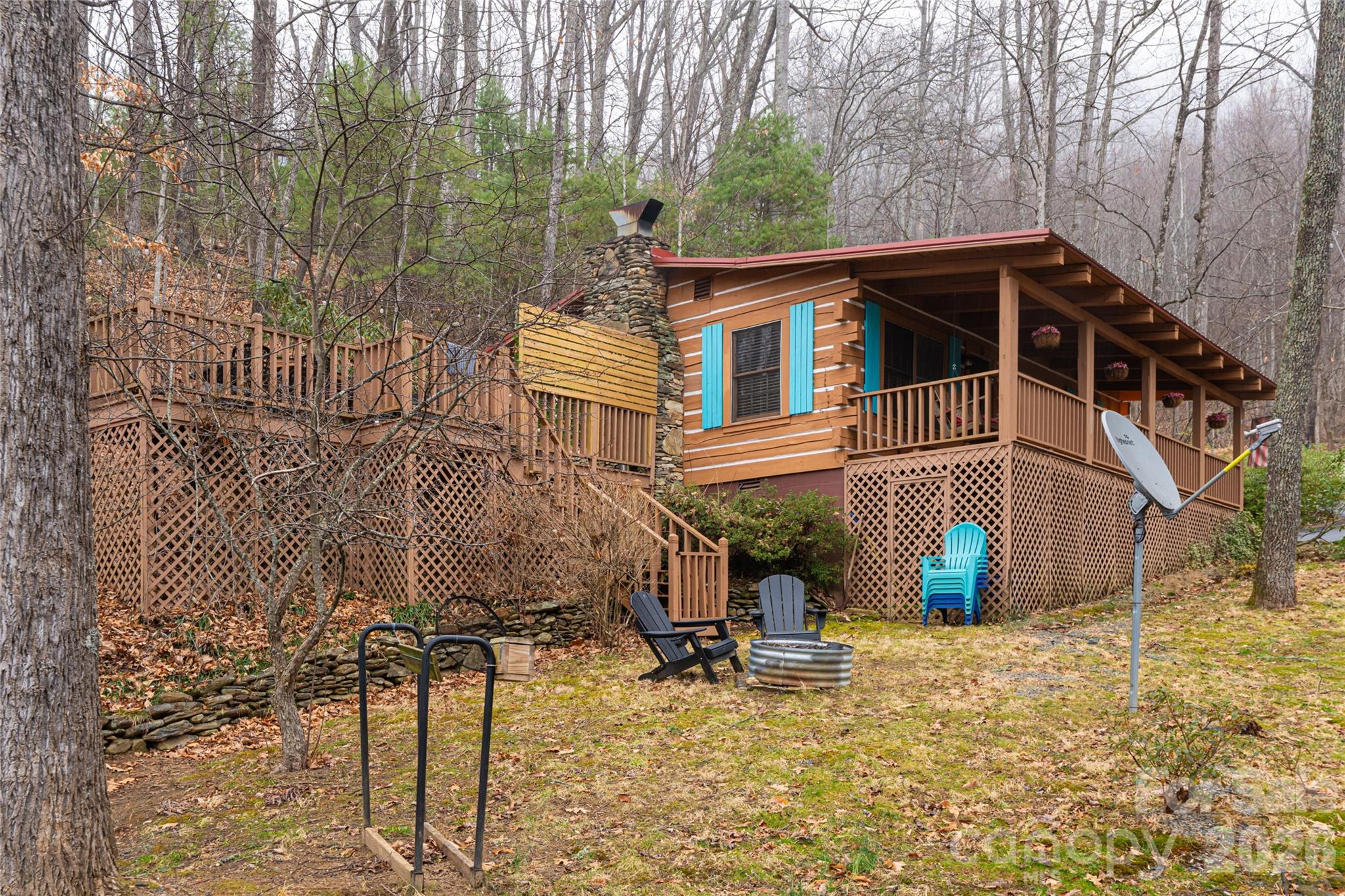 16 Rocky Glen Trail — Black Mountain