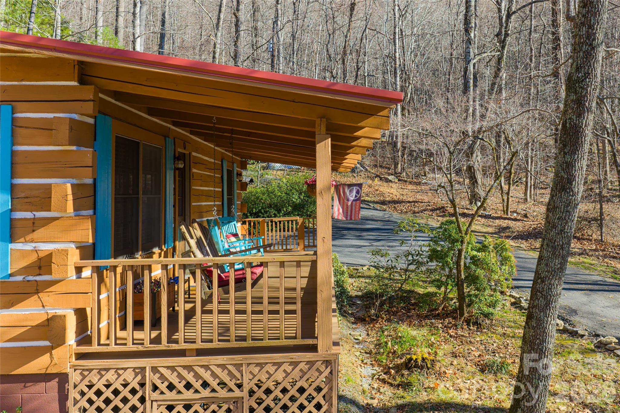 16 Rocky Glen Trail — Black Mountain