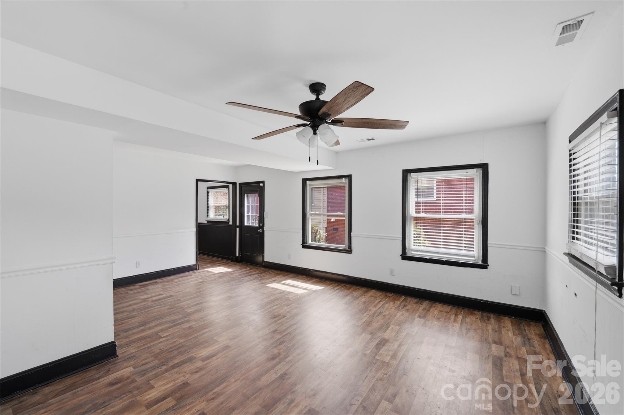 1424 Dean Street — Charlotte