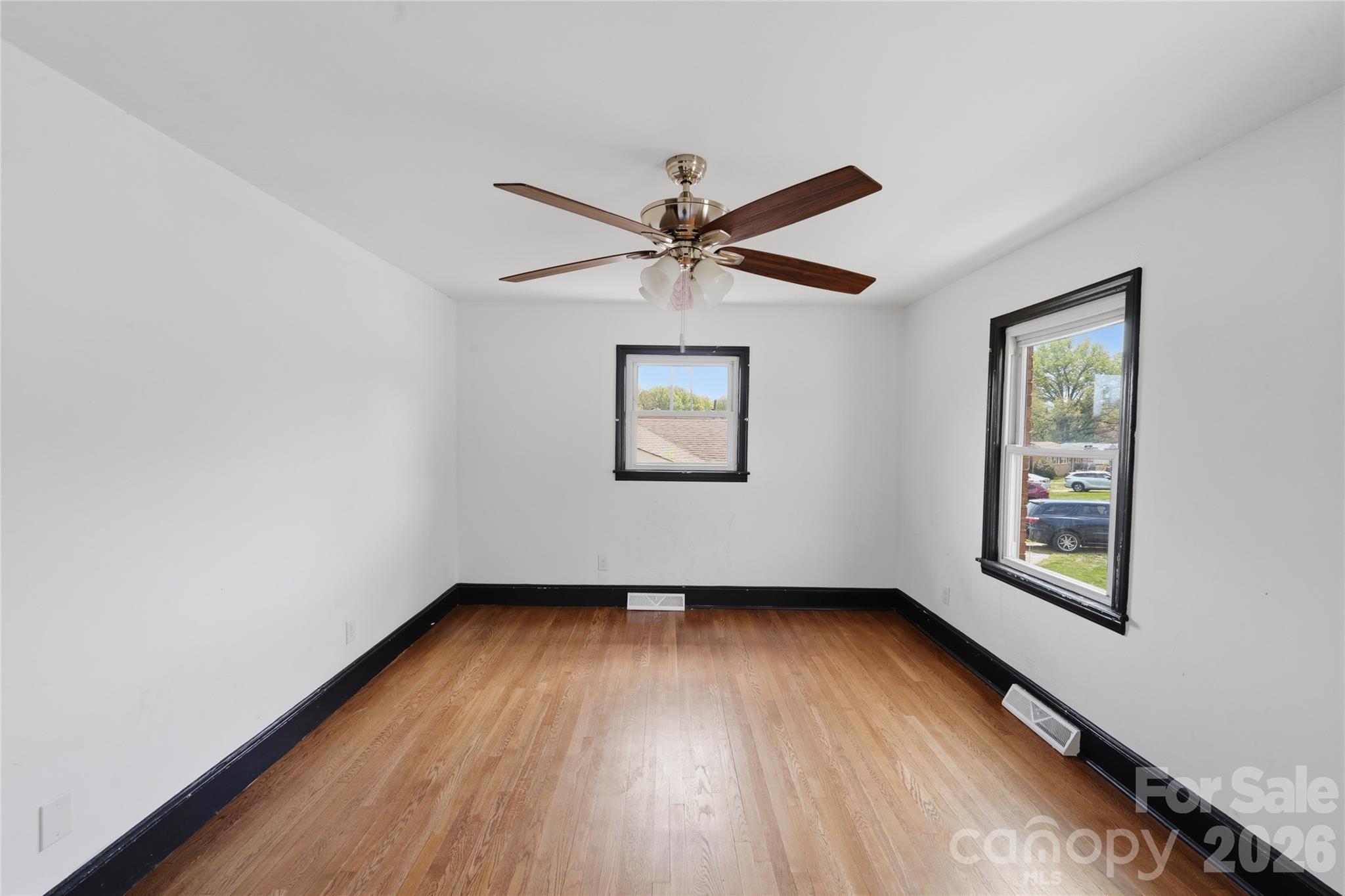 1424 Dean Street — Charlotte