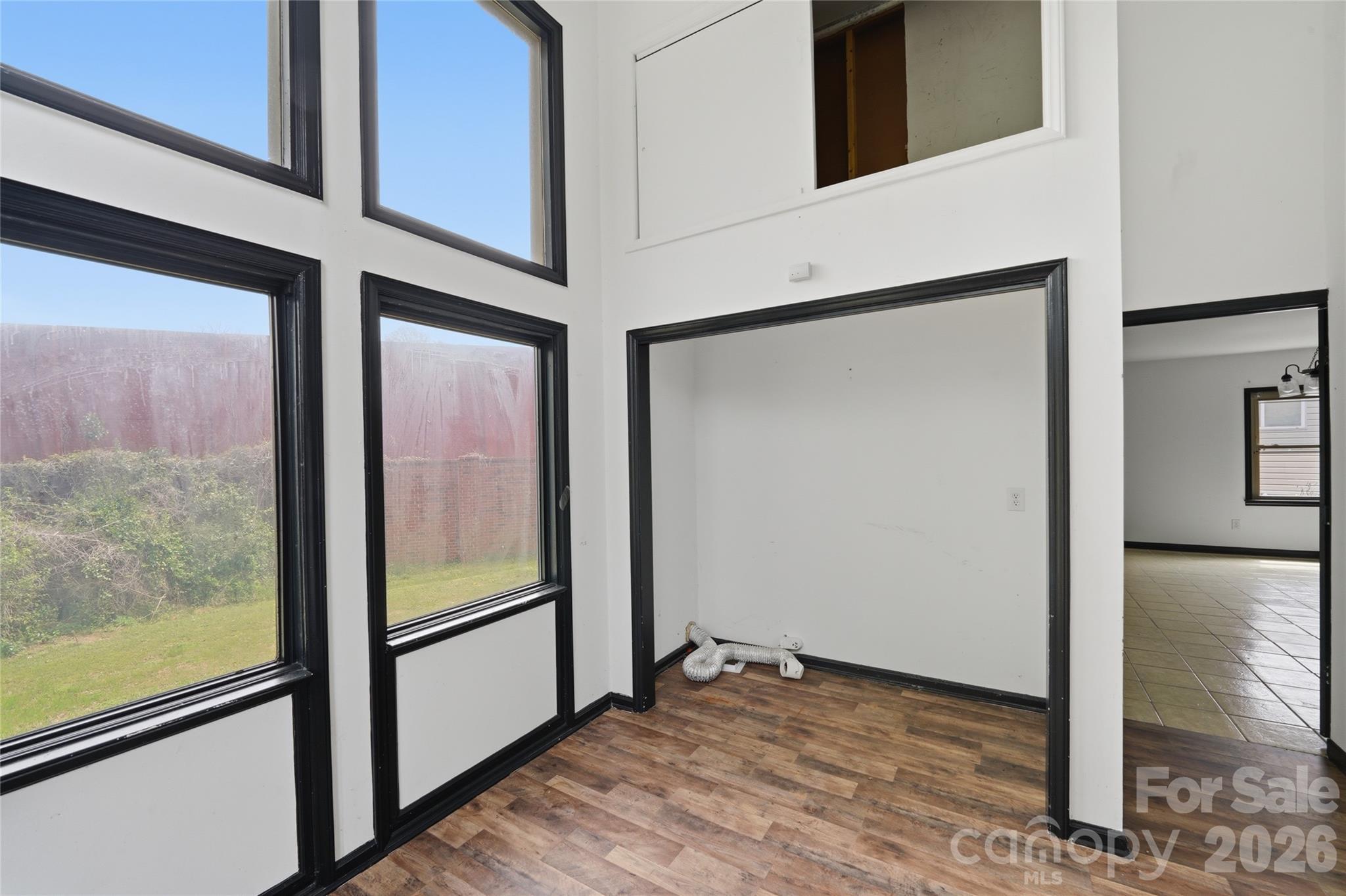 1424 Dean Street — Charlotte