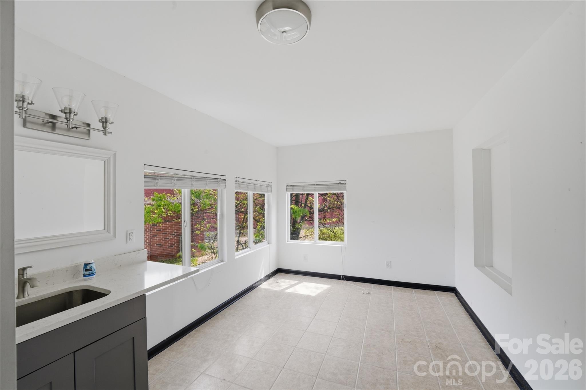 1424 Dean Street — Charlotte