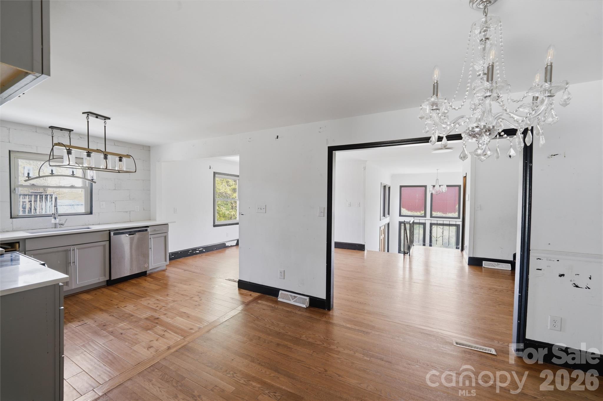 1424 Dean Street — Charlotte