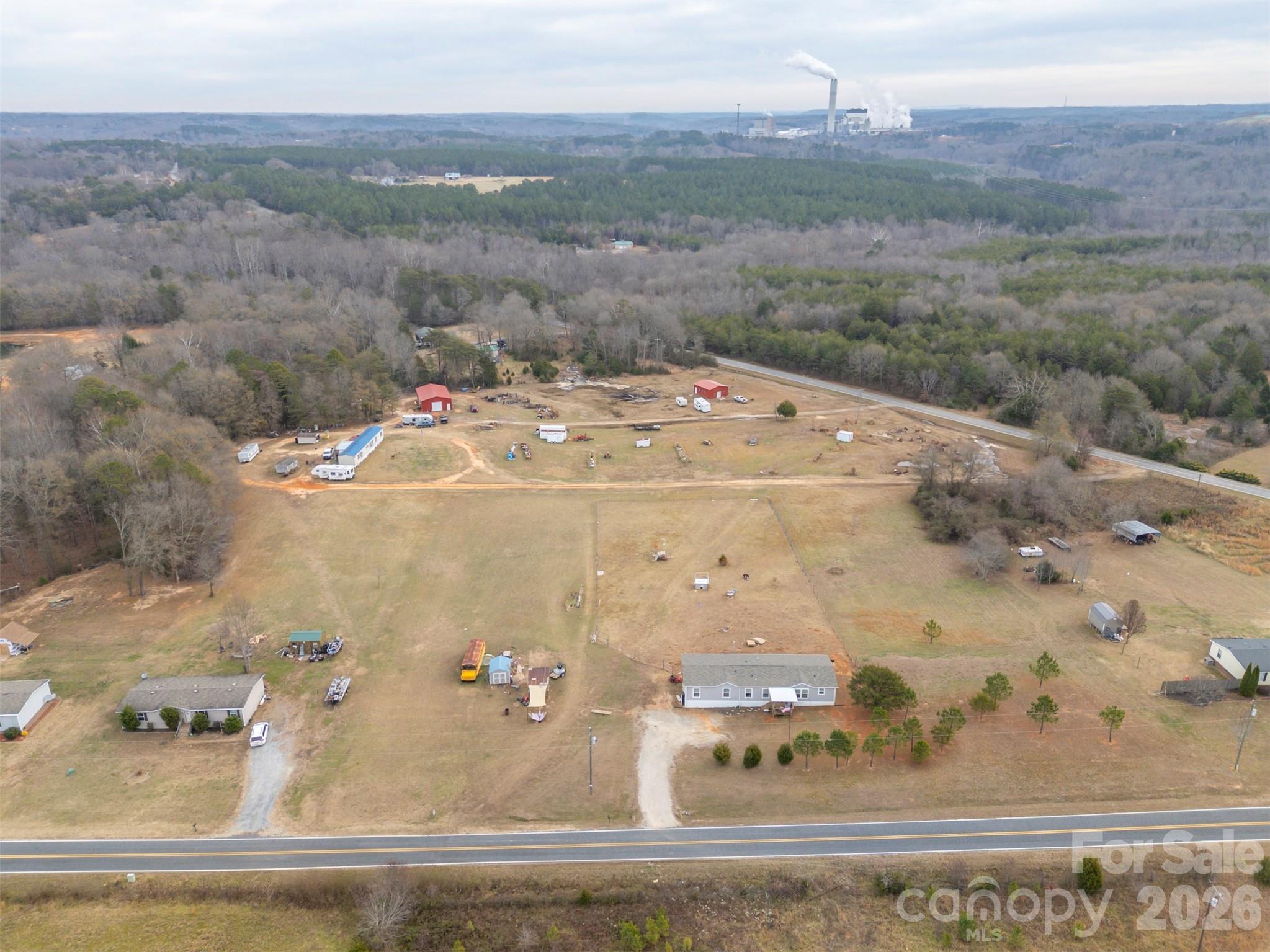 859 Henry Jenkins Road — Mooresboro