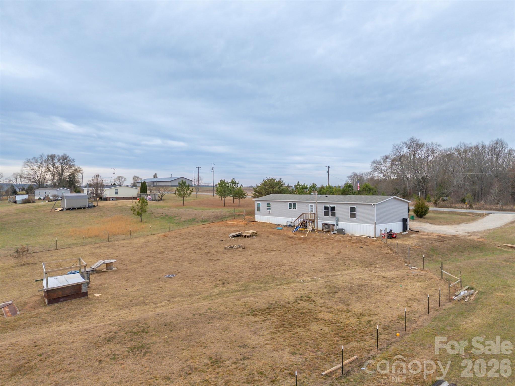 859 Henry Jenkins Road — Mooresboro