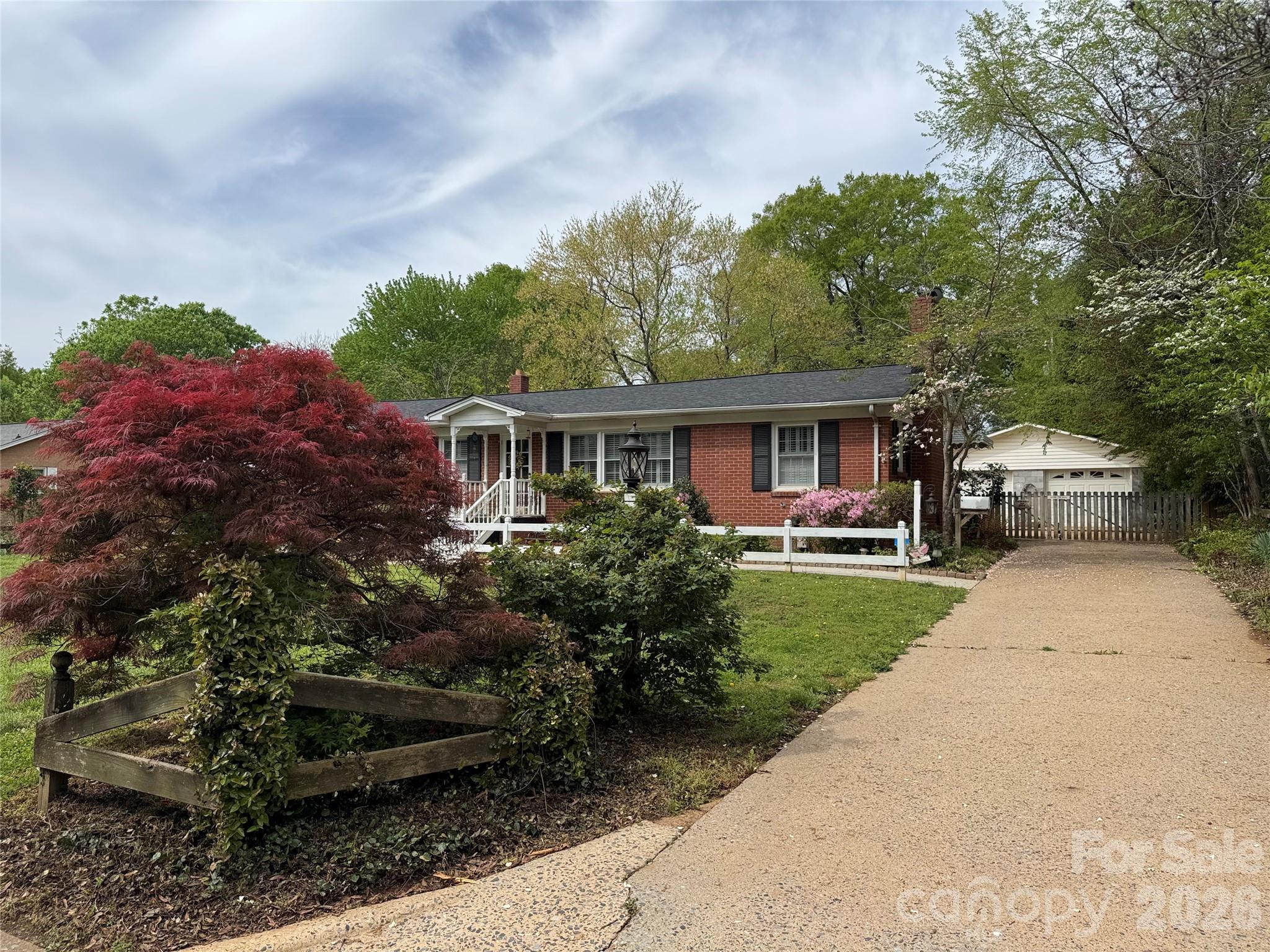 809 Katherine Avenue — Kings Mountain