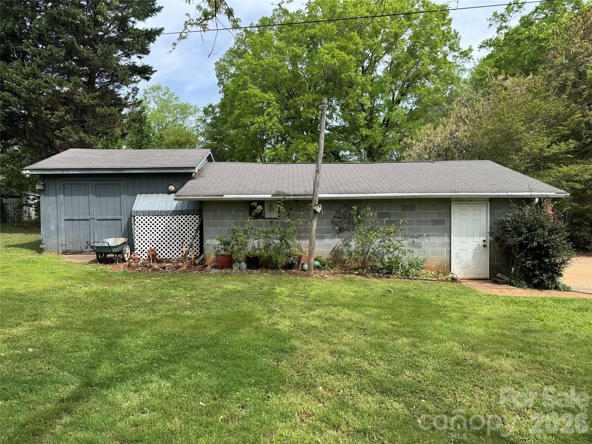 809 Katherine Avenue — Kings Mountain