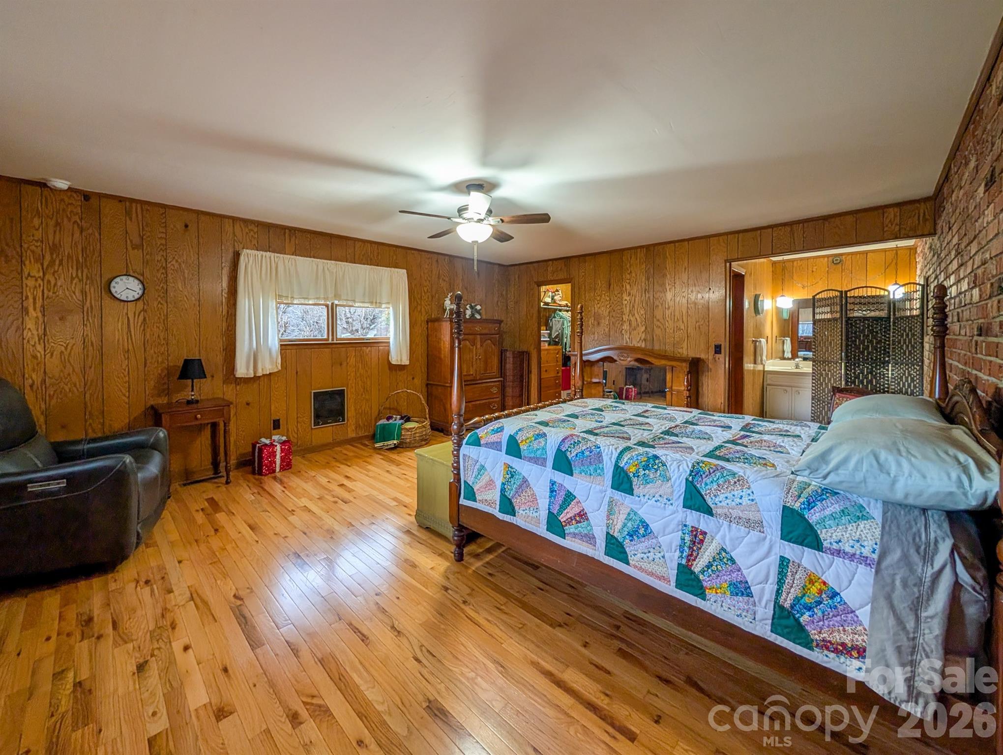 39 Hawthorne Lane — Burnsville