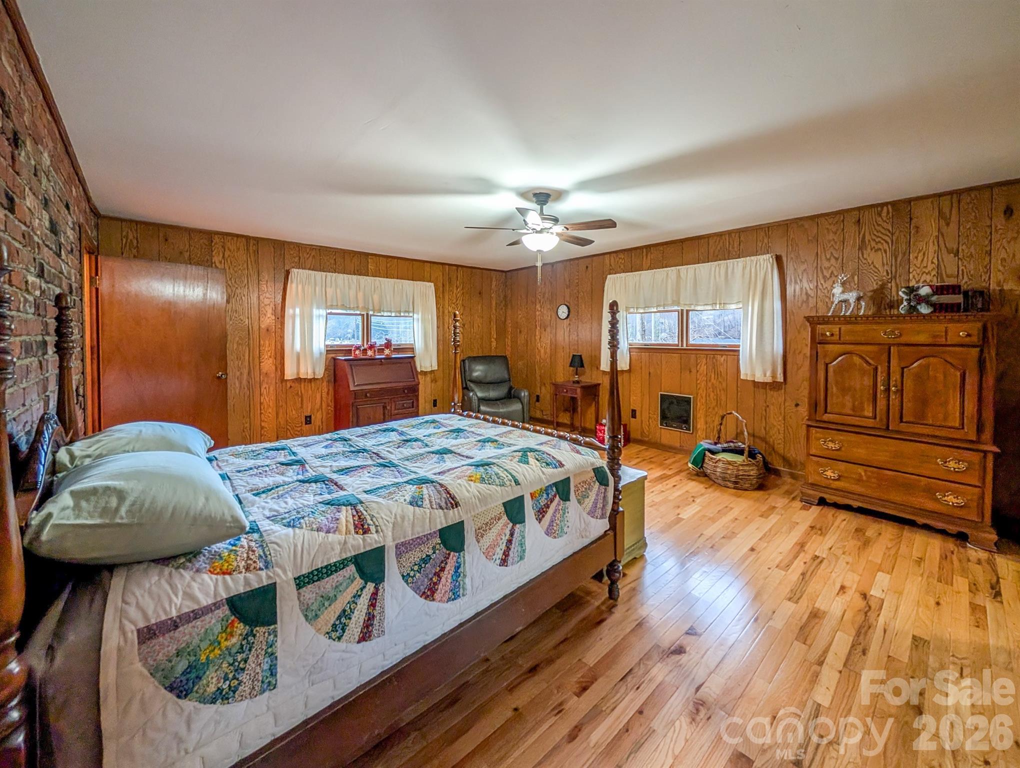 39 Hawthorne Lane — Burnsville