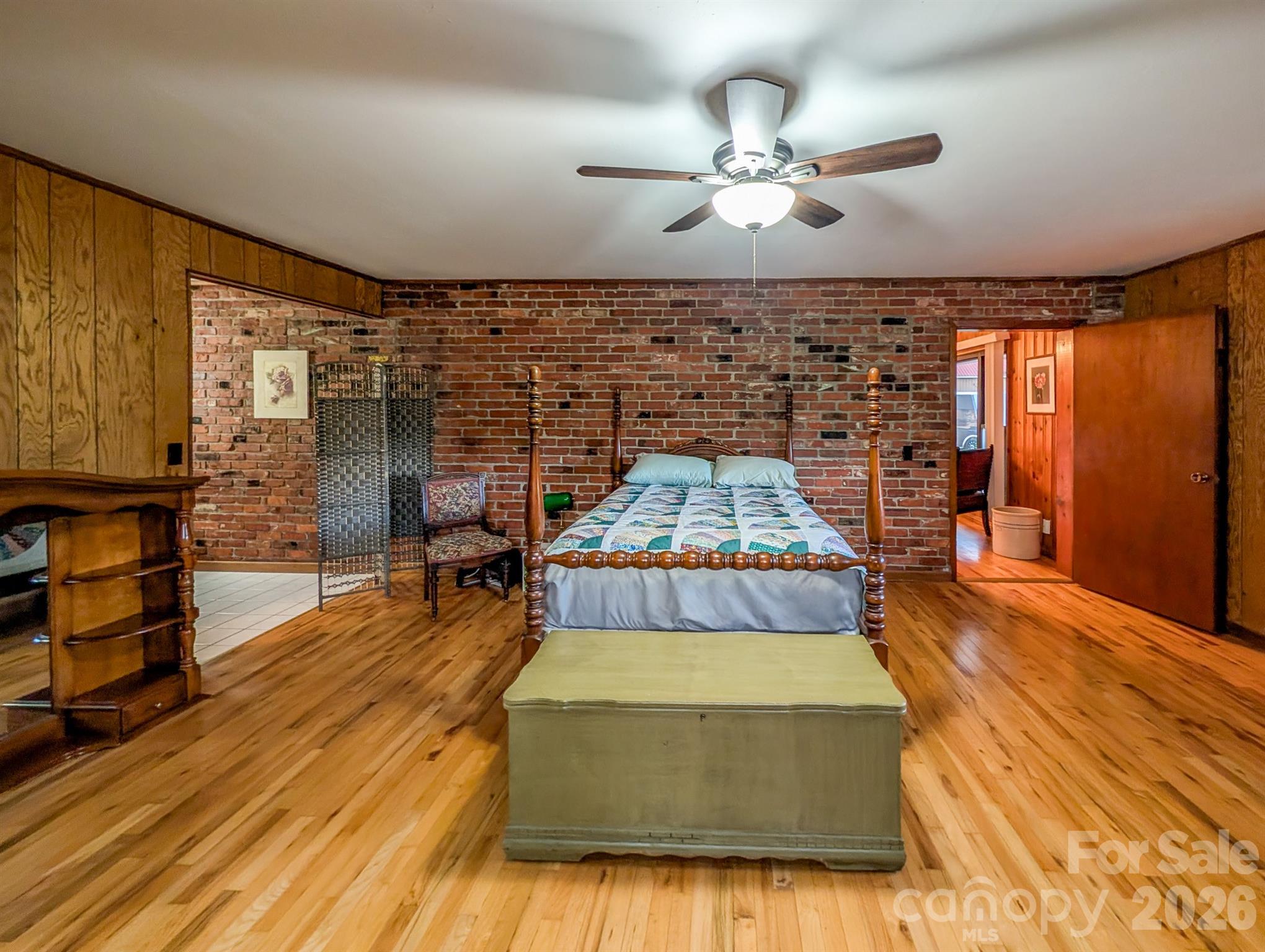39 Hawthorne Lane — Burnsville