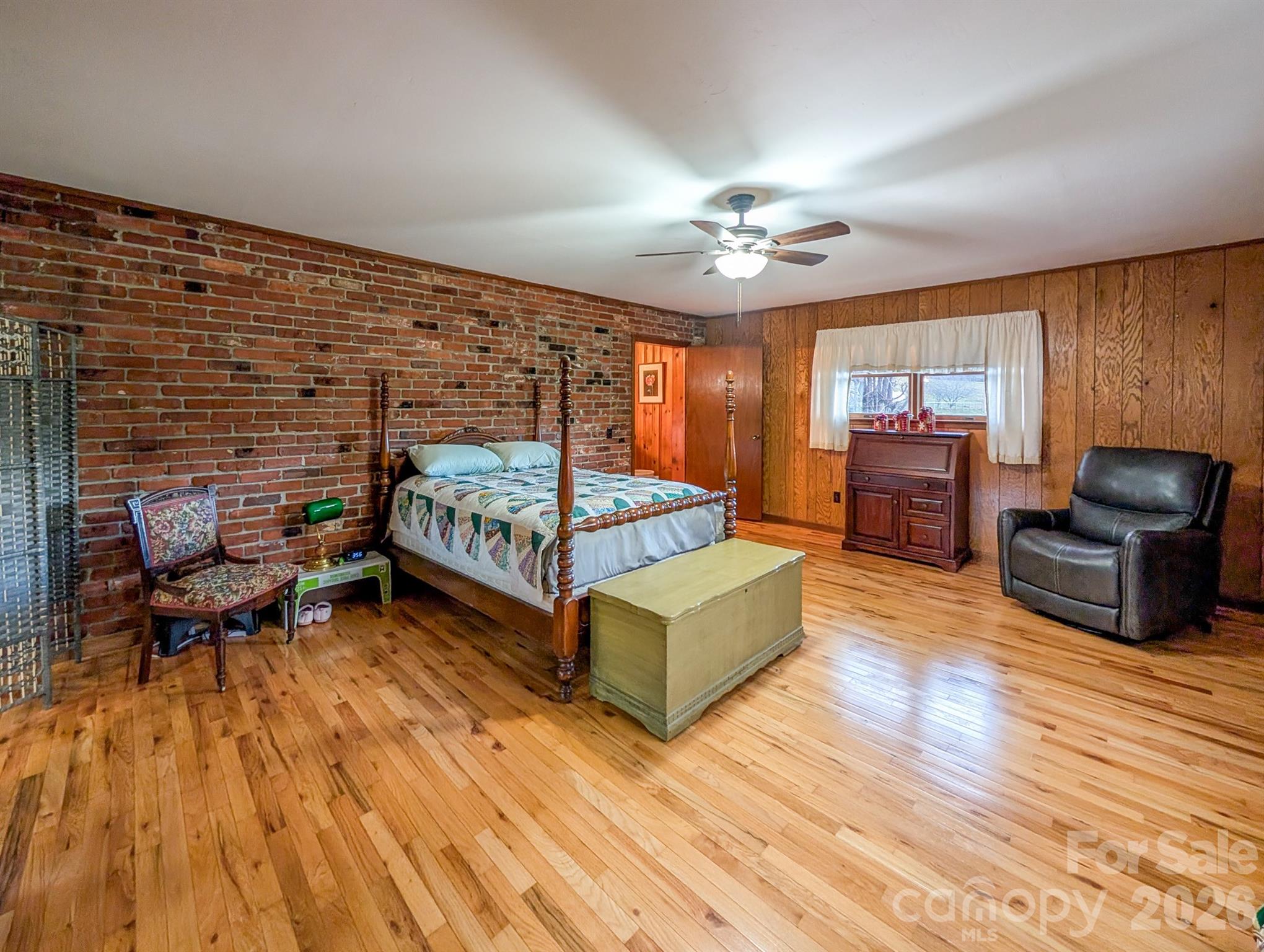 39 Hawthorne Lane — Burnsville