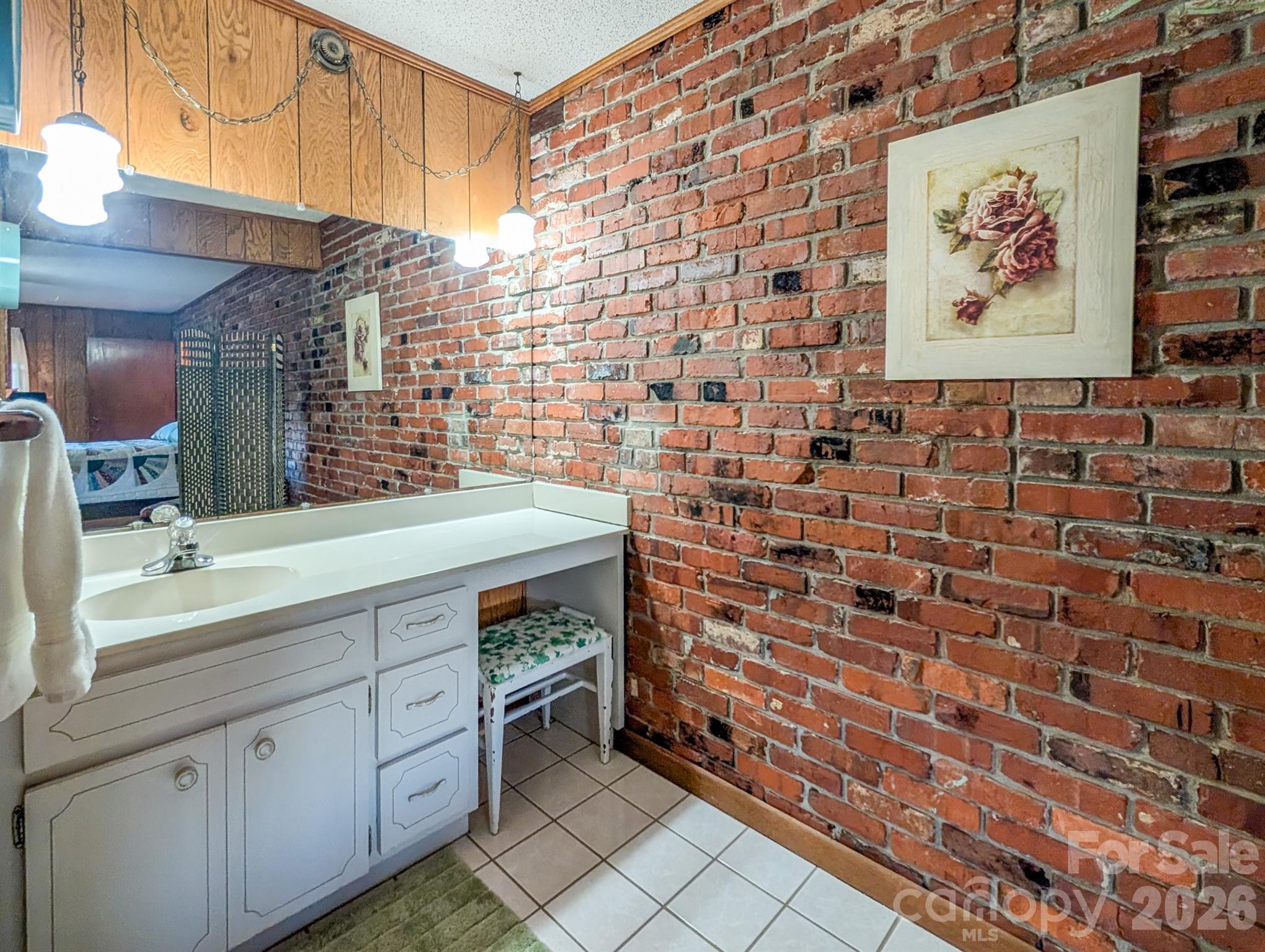 39 Hawthorne Lane — Burnsville