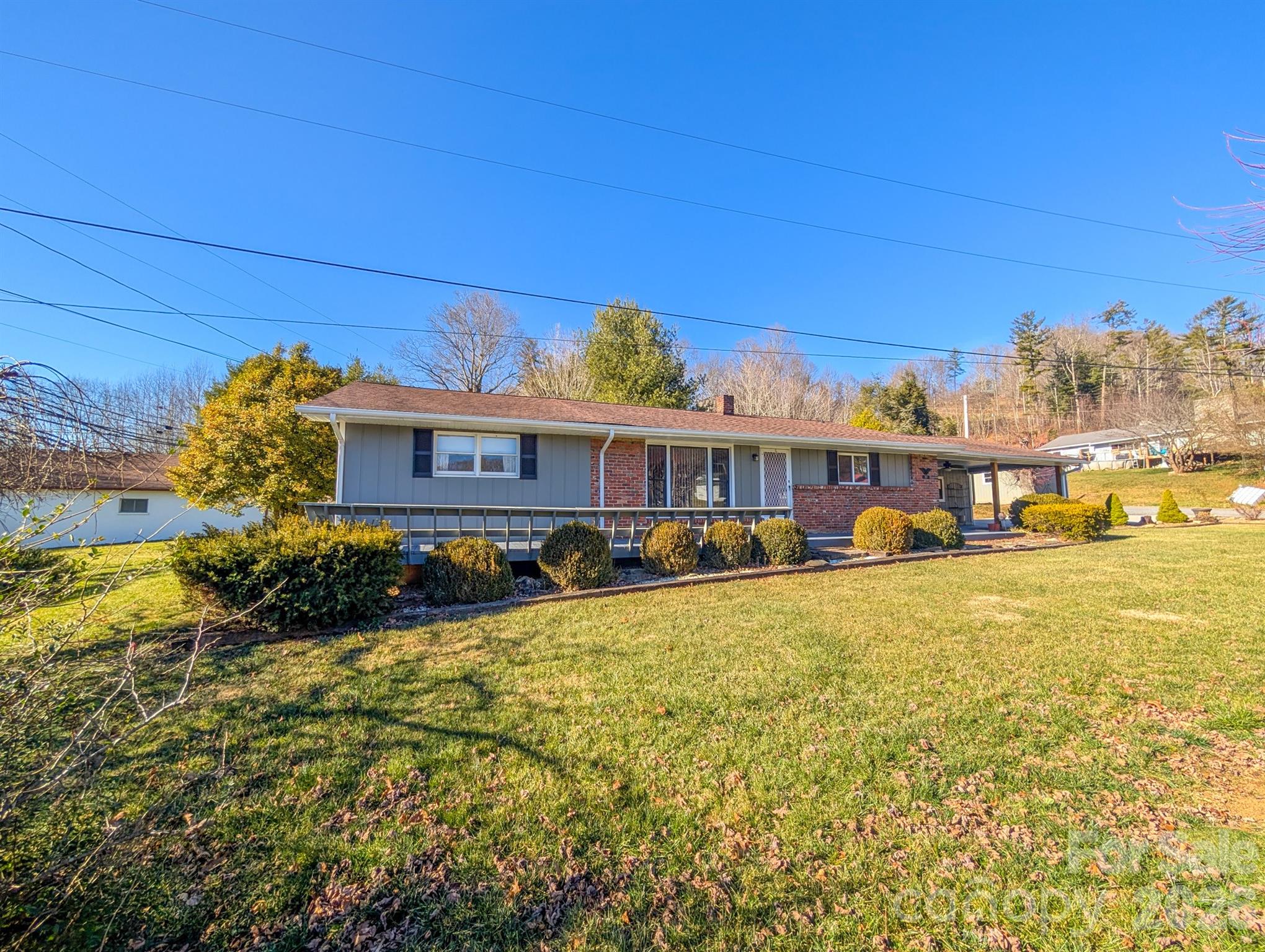 39 Hawthorne Lane — Burnsville