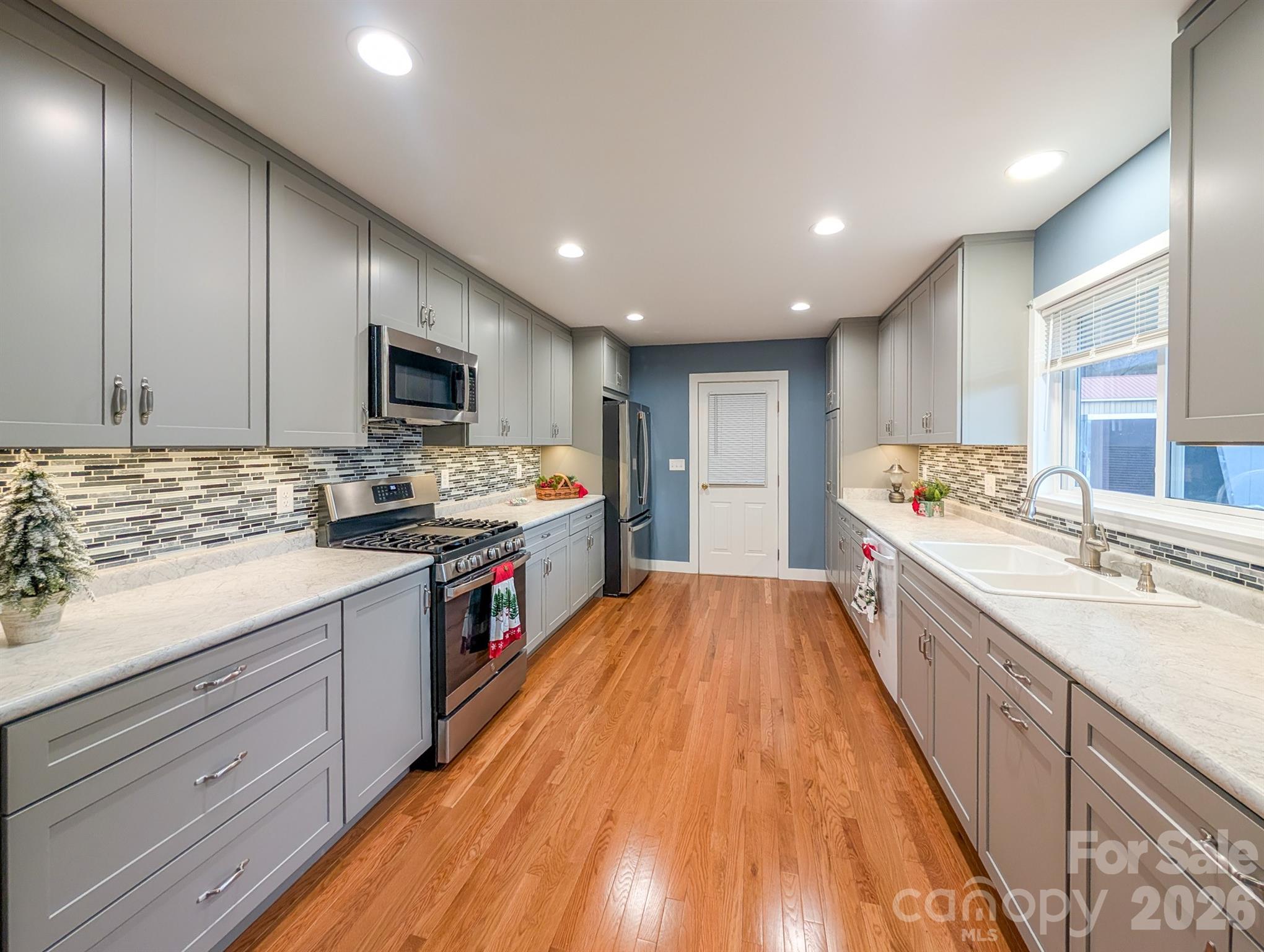 39 Hawthorne Lane — Burnsville