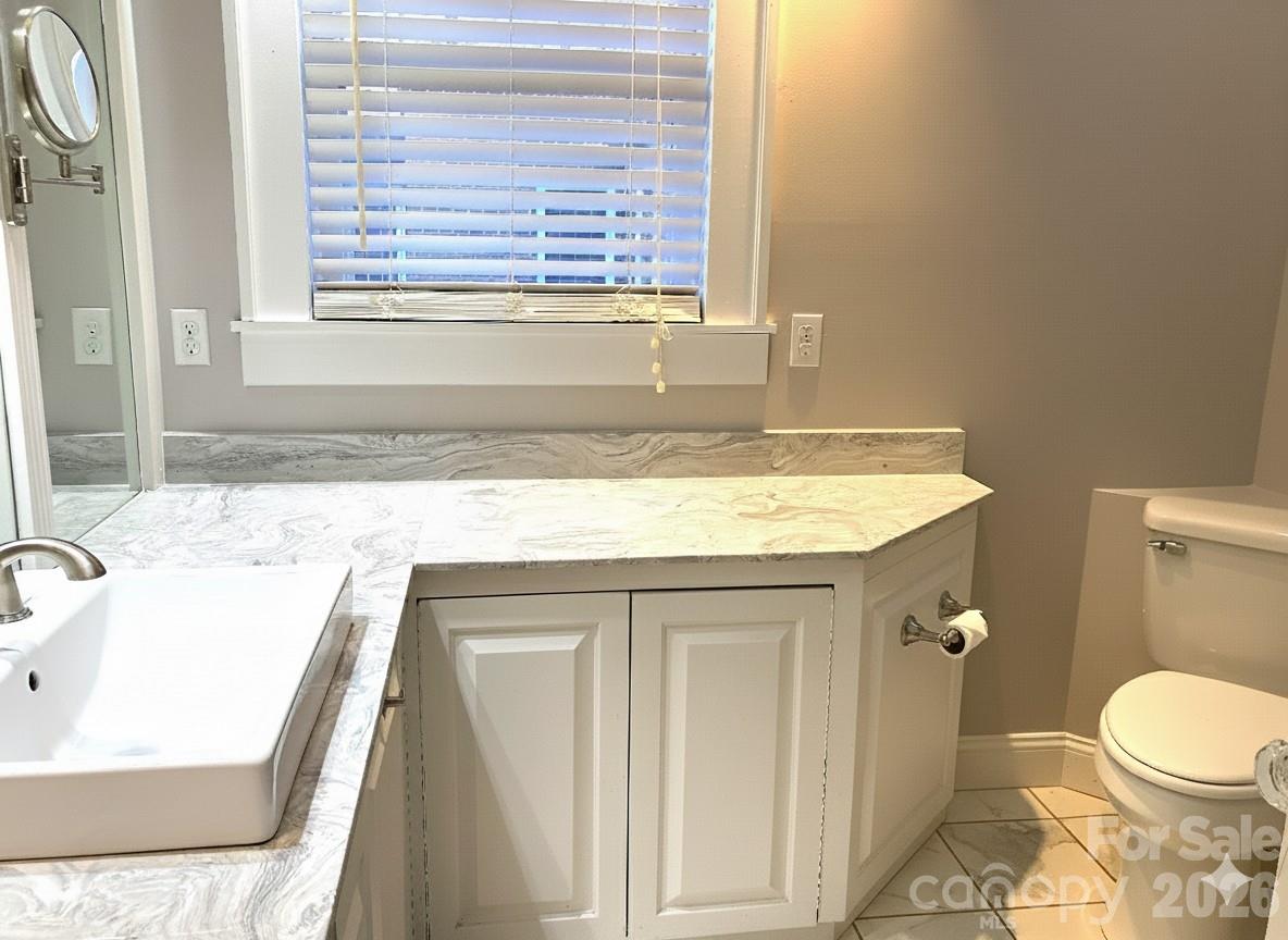 1051 Pee Dee Avenue — Albemarle