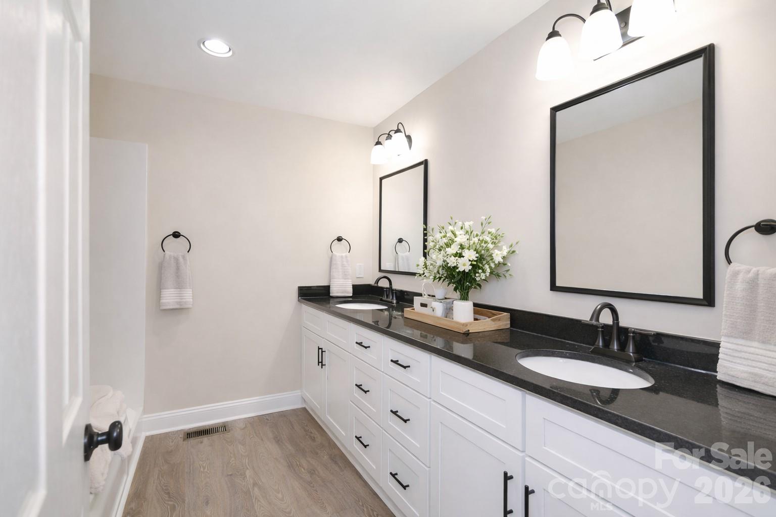 125 Oak Hill Court #320 — Mount Gilead
