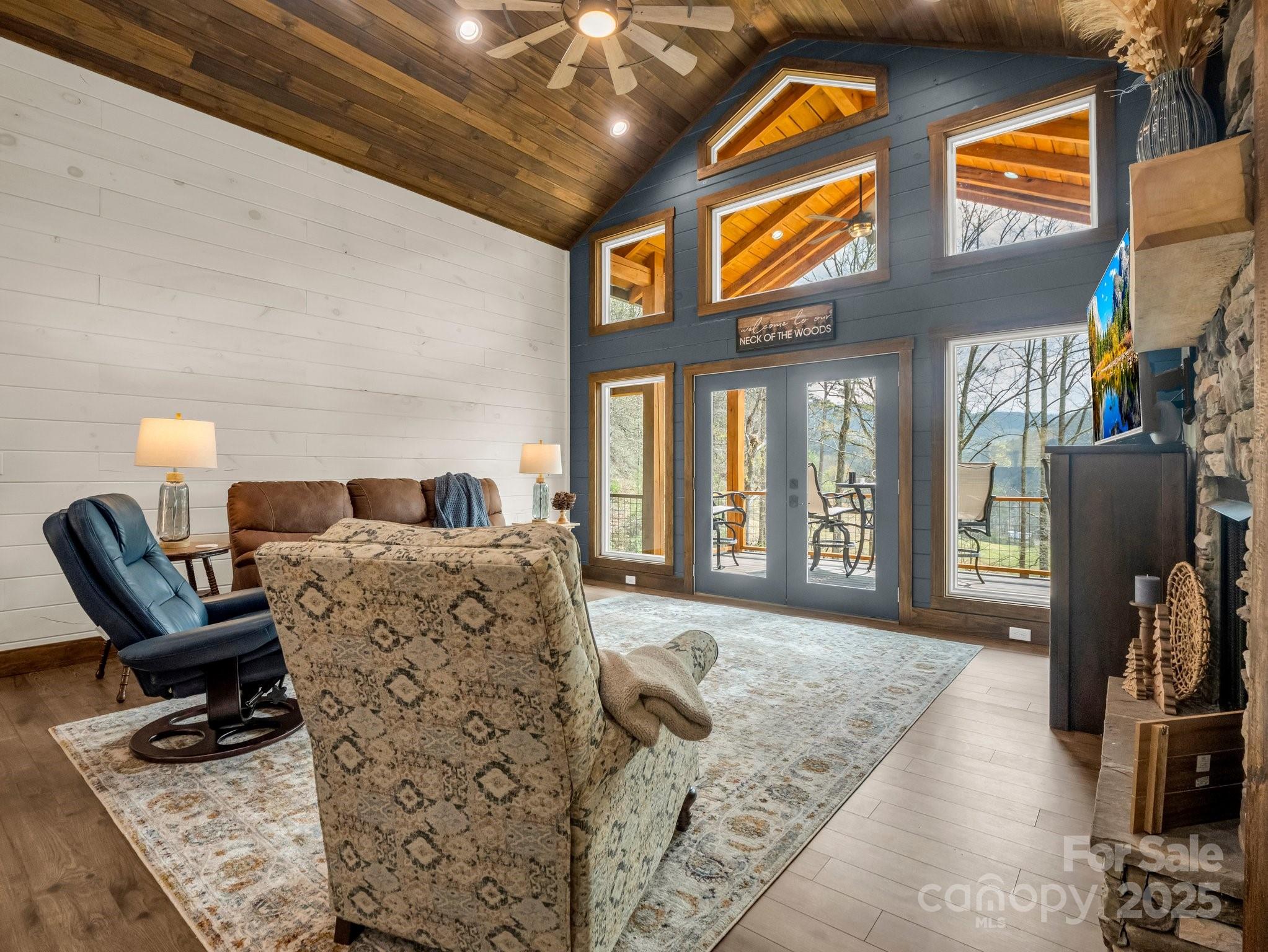 107 Twisted Birch Drive — Hendersonville