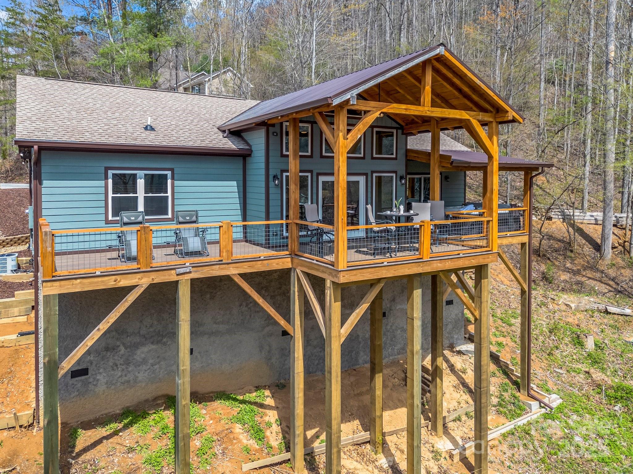 107 Twisted Birch Drive — Hendersonville