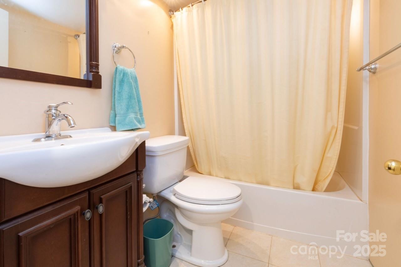 2888 Beaverdam Road — Canton