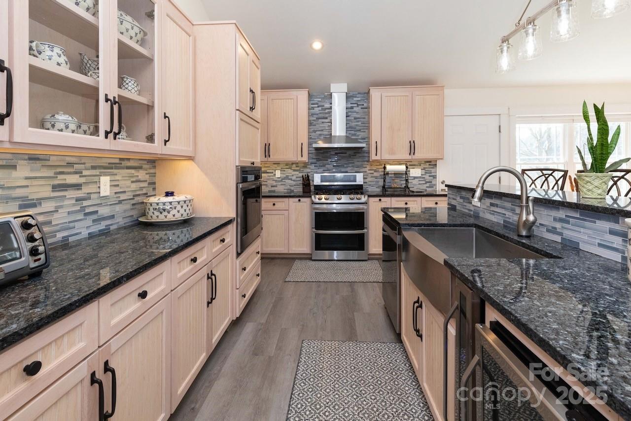 2888 Beaverdam Road — Canton