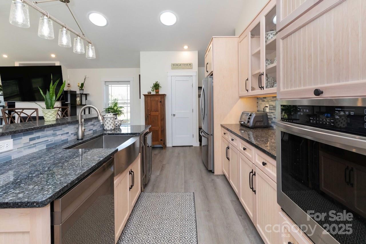 2888 Beaverdam Road — Canton