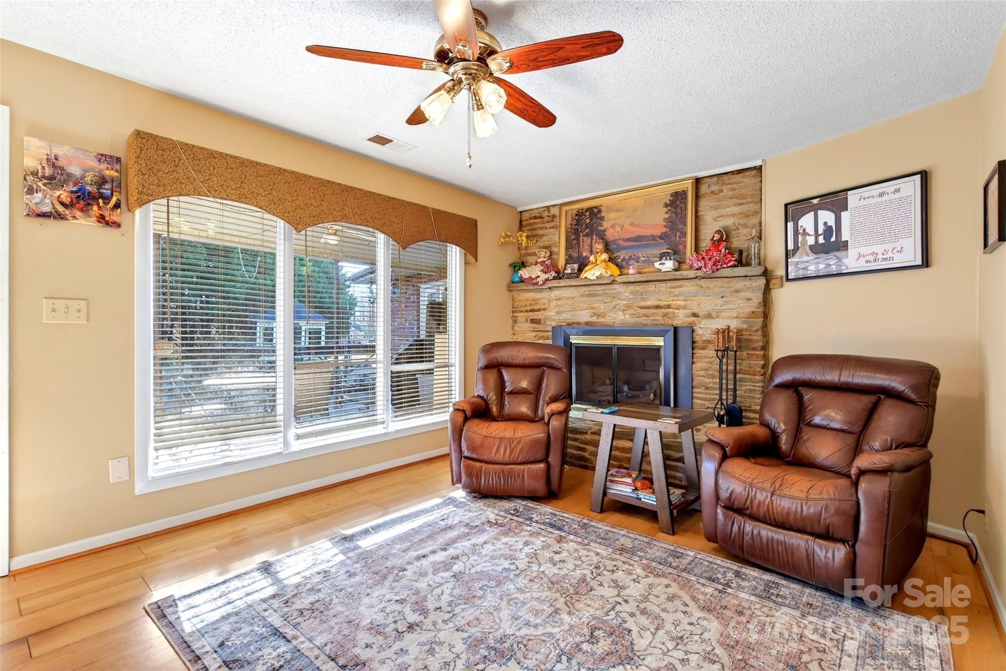 60 Greenwood Drive — Marion