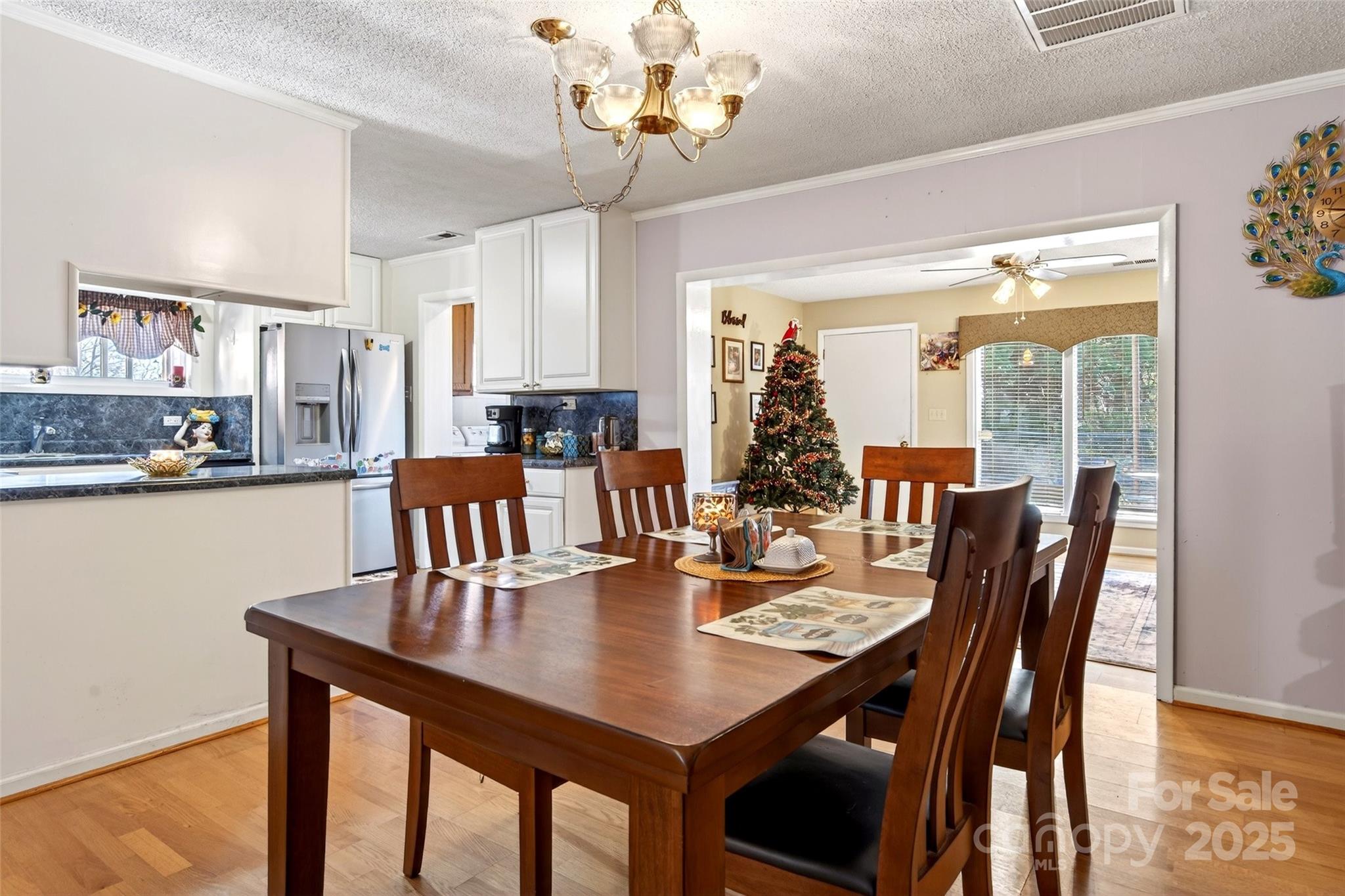 60 Greenwood Drive — Marion