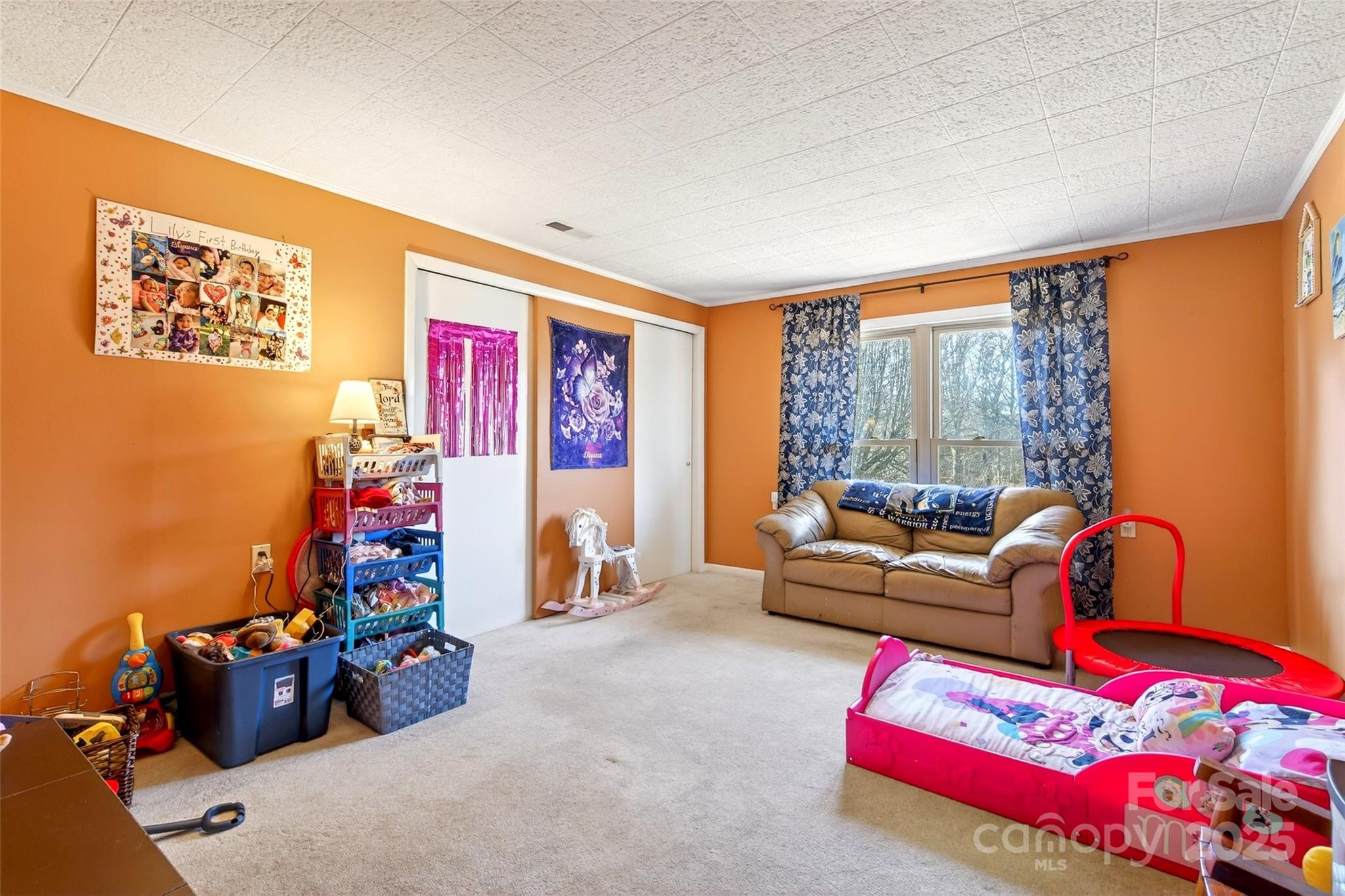 60 Greenwood Drive — Marion