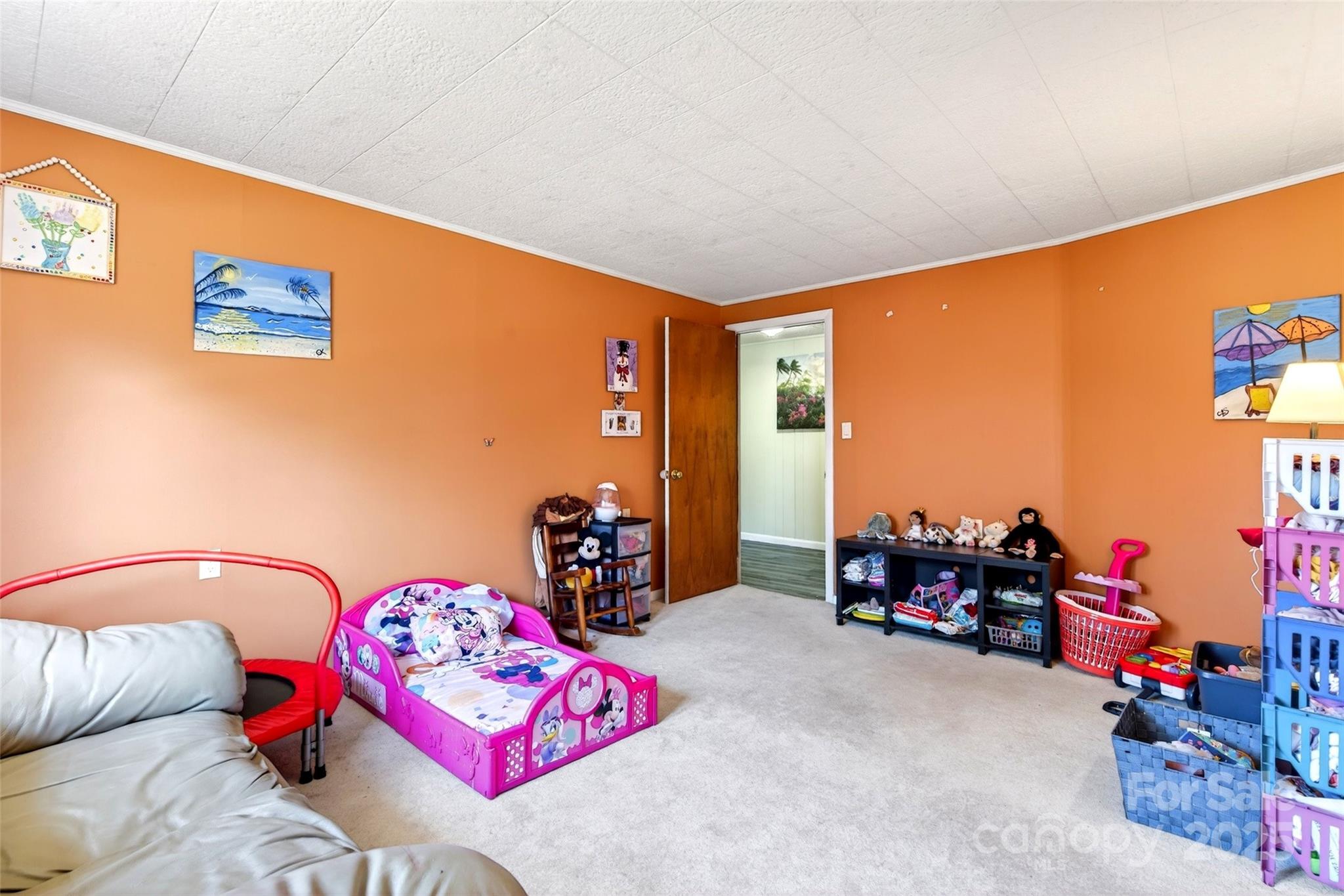 60 Greenwood Drive — Marion