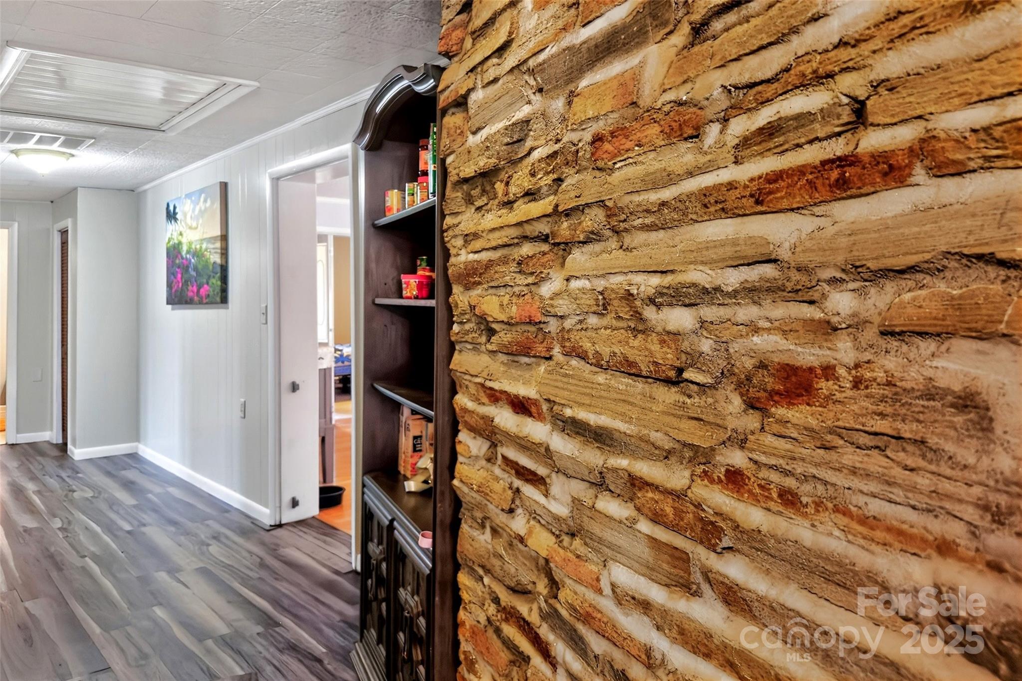 60 Greenwood Drive — Marion
