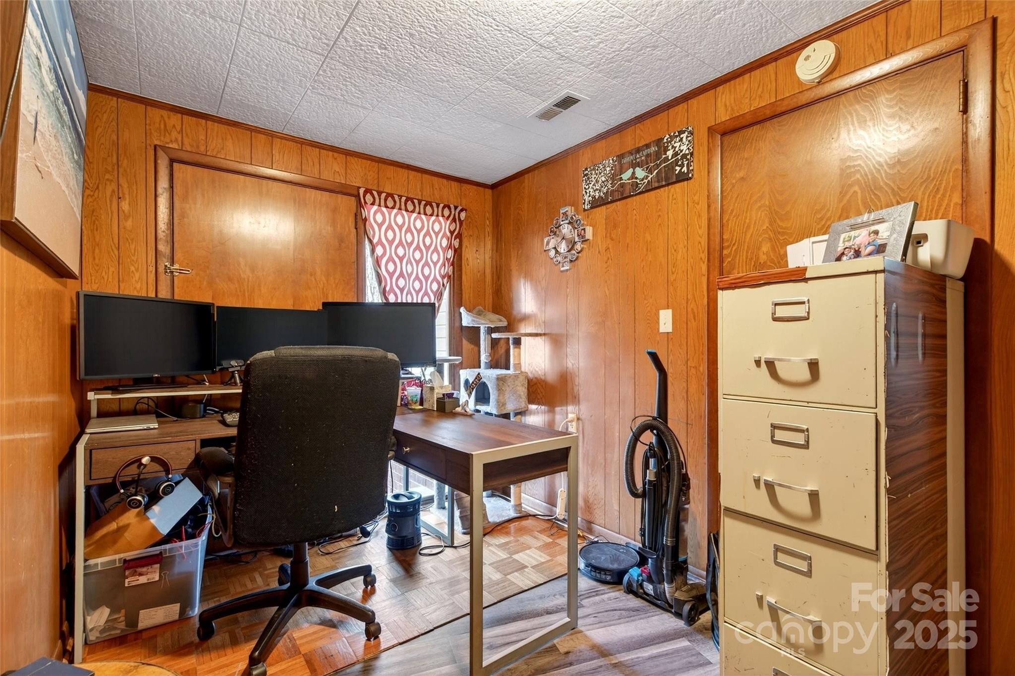 60 Greenwood Drive — Marion