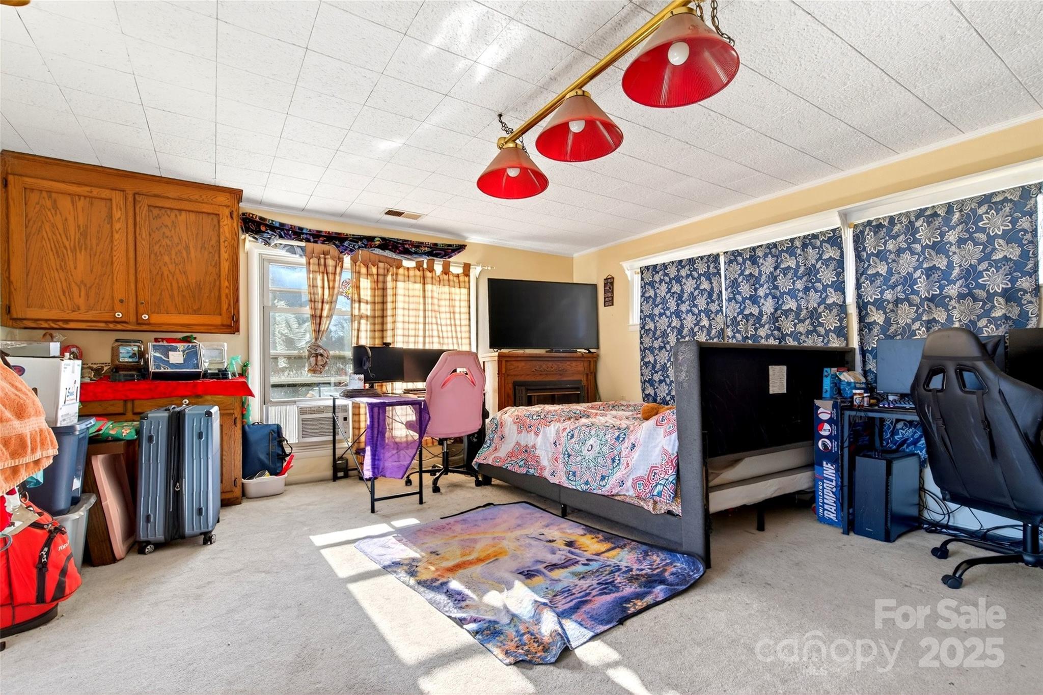 60 Greenwood Drive — Marion